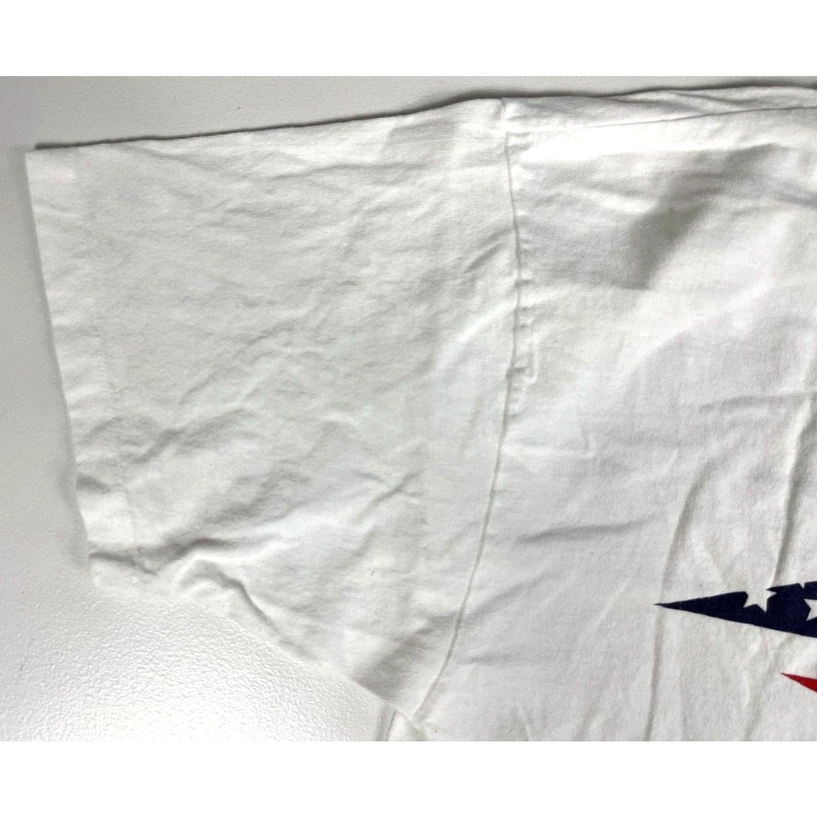 Champion VINTAGE Champion T-Shirt Never Say Never USA Olympics 90s Men XL White 100% Cotton Short Sleeve Crew Neck Graphic Print Size XL Size US XL / EU 56 / 4 - 5 Thumbnail