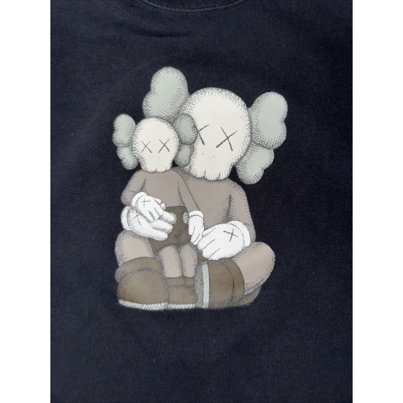 Kaws × Uniqlo Uniqlo x Kaws Crewneck Sweater Black Small 22x24 Size US S / EU 44-46 / 1 - 2 Thumbnail