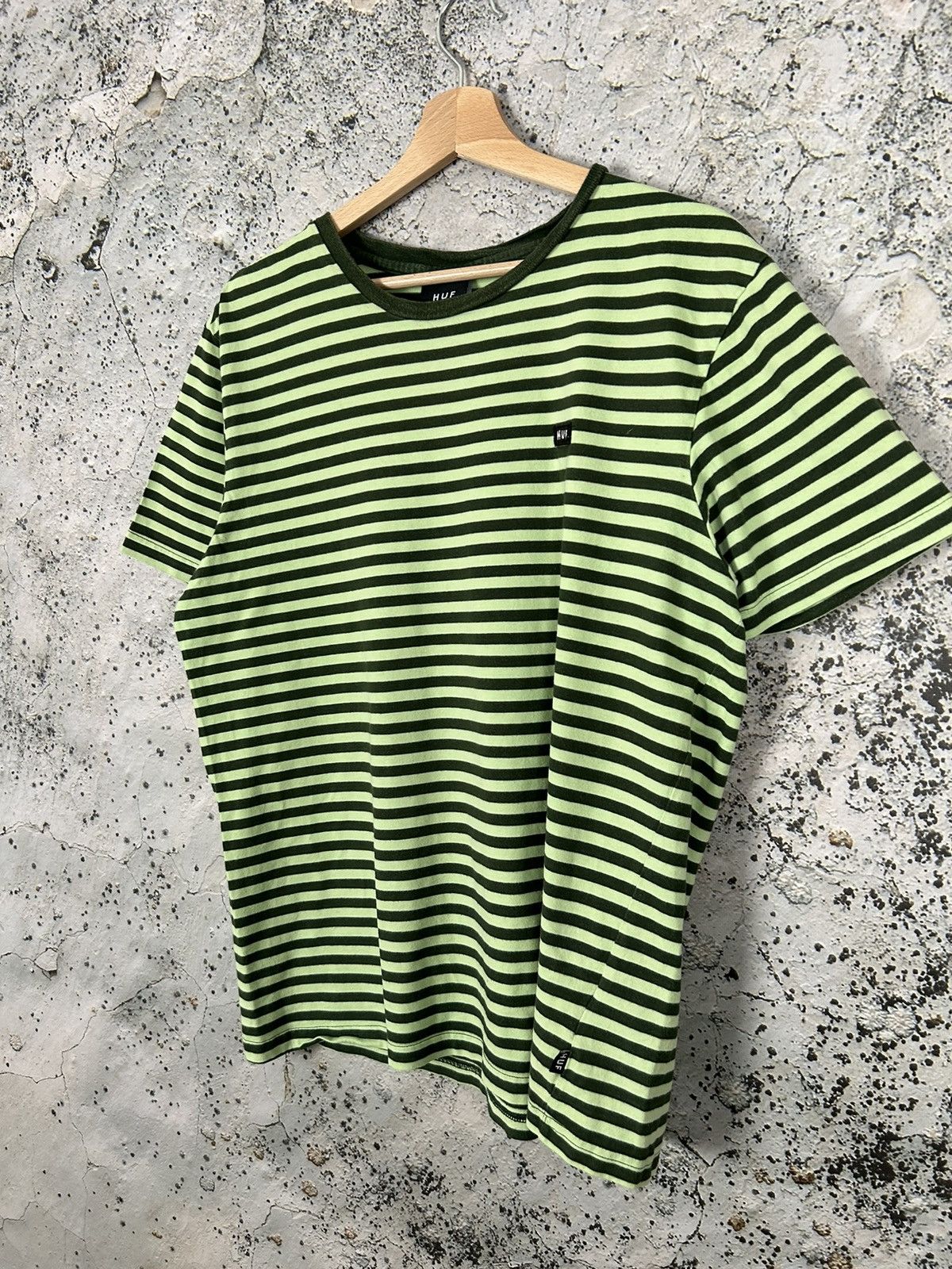 Huf × Thrasher HUF Skateboards Stripped Tee Streetwear Skategang Thrasher Size US L / EU 52-54 / 3 - 2 Thumbnail