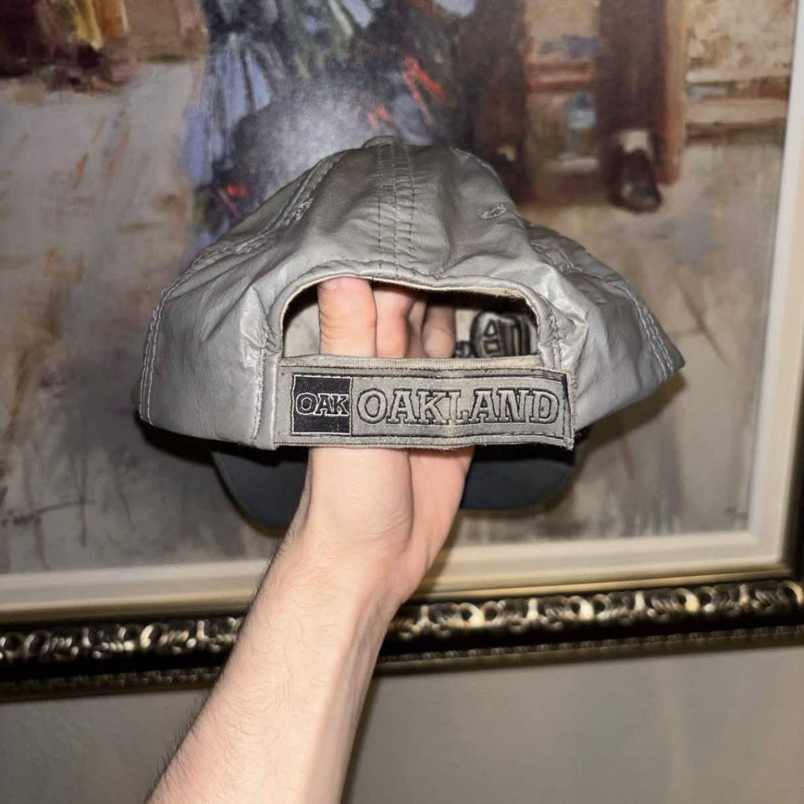 Vintage Vintage 90s Oakland Faux Leather Souvenir Hat Size ONE SIZE - 4 Thumbnail