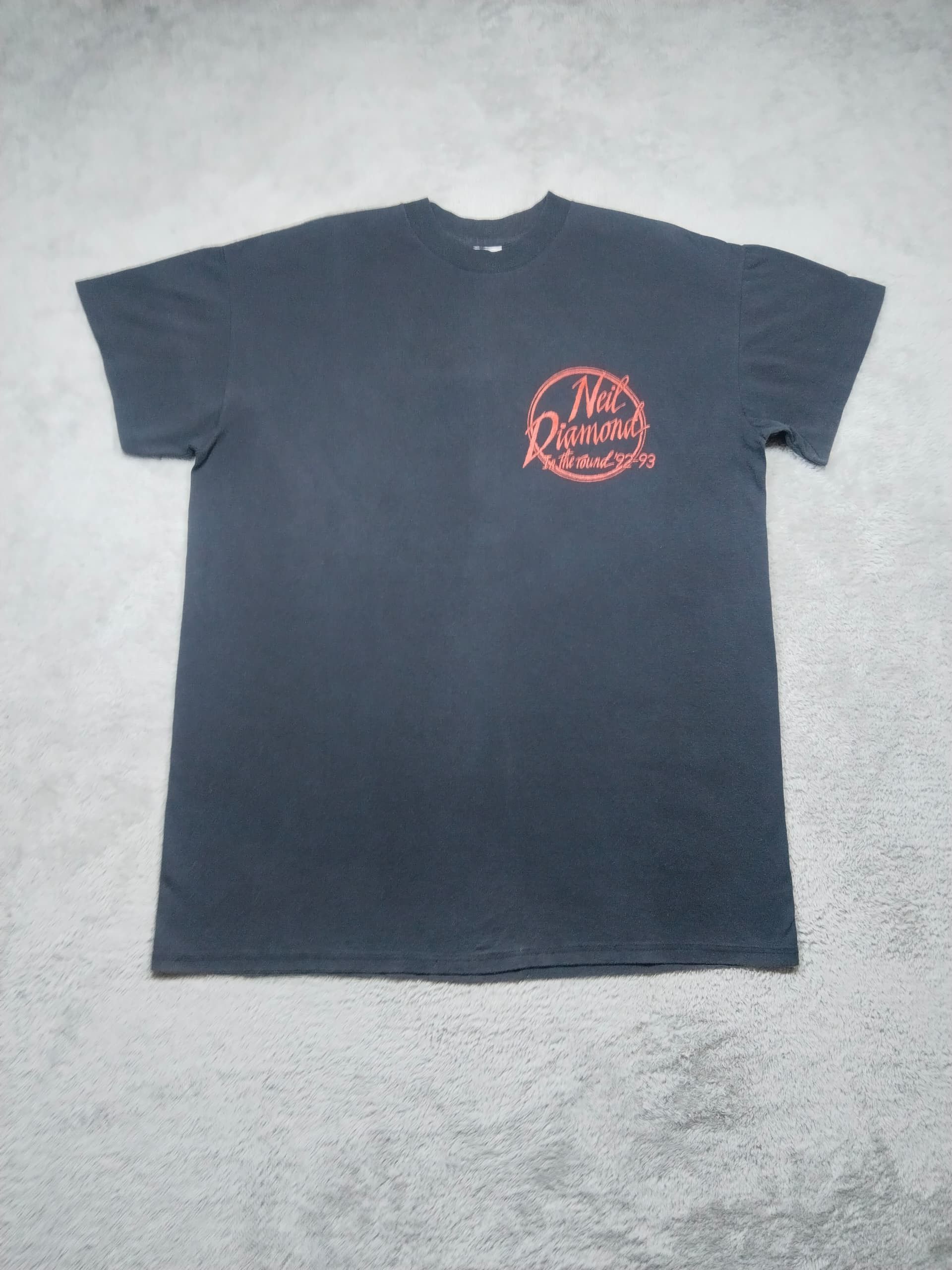 Band Tees × Vintage VINTAGE 92-93 NEIL DIAMOND IN THE ROUND TOUR T SHIRT Size US XL / EU 56 / 4 - 1 Thumbnail