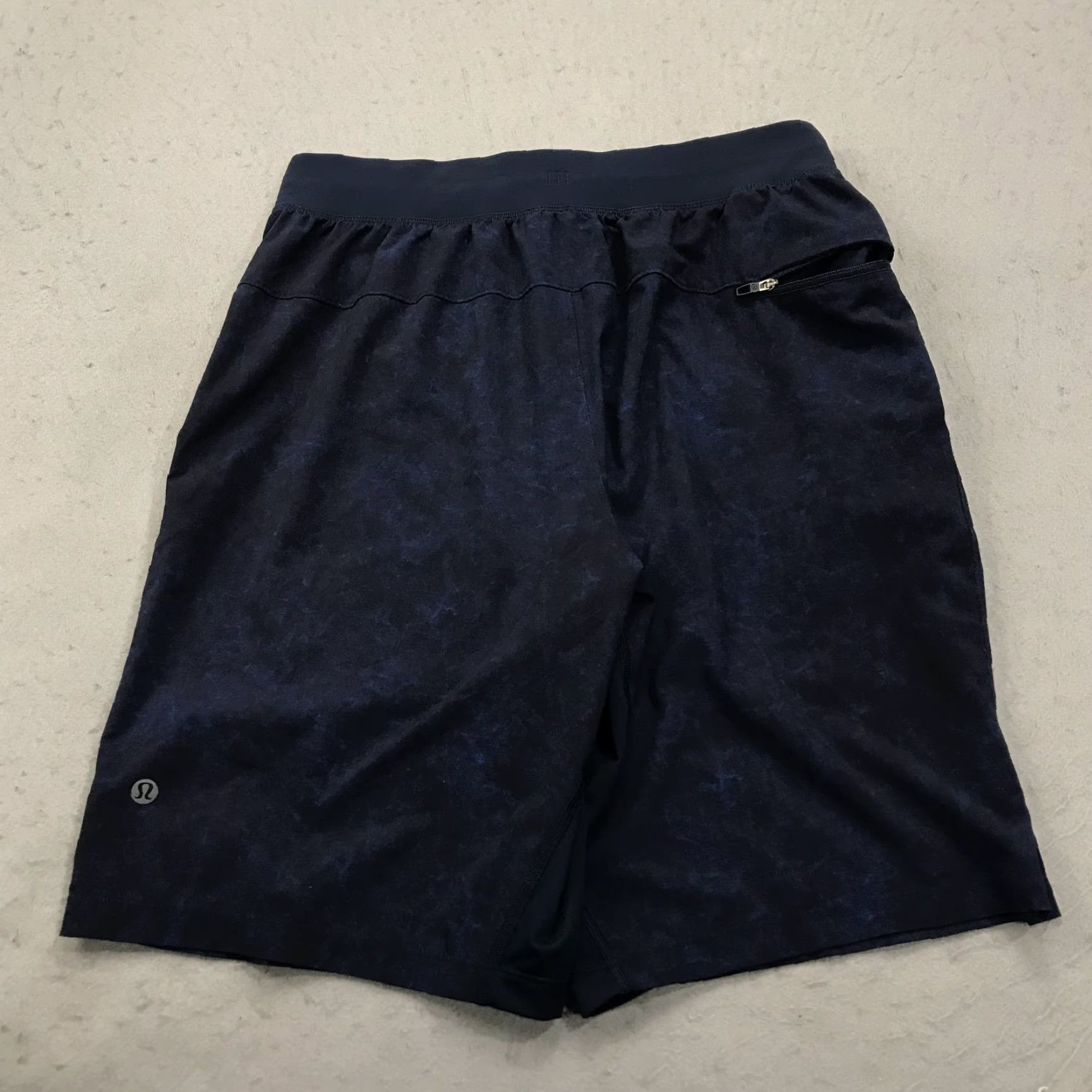 Lululemon Lululemon Shorts Mens Small Blue Gym T.H.E. Short Linerless 10 Inch Workout Size US 29 - 5 Thumbnail