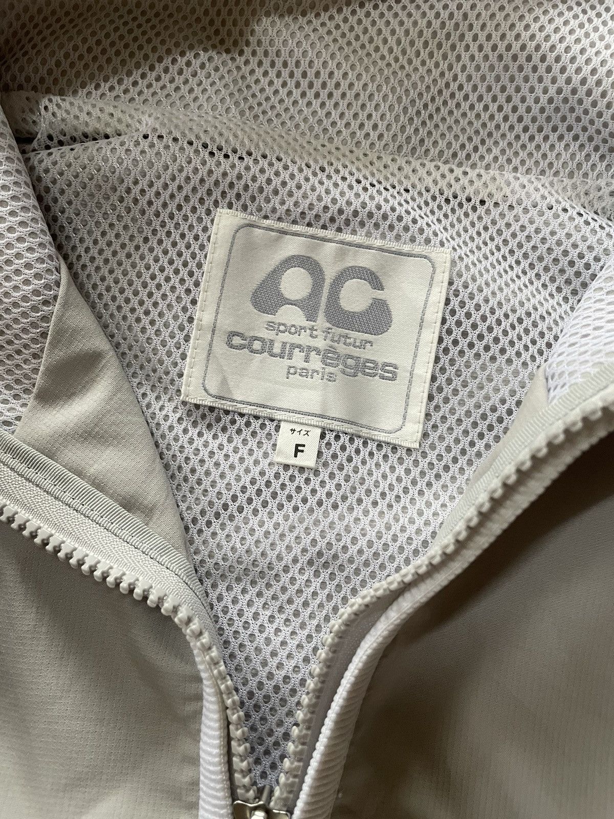 Courreges Courreges Sport Vest Size US M / EU 48-50 / 2 - 6 Thumbnail