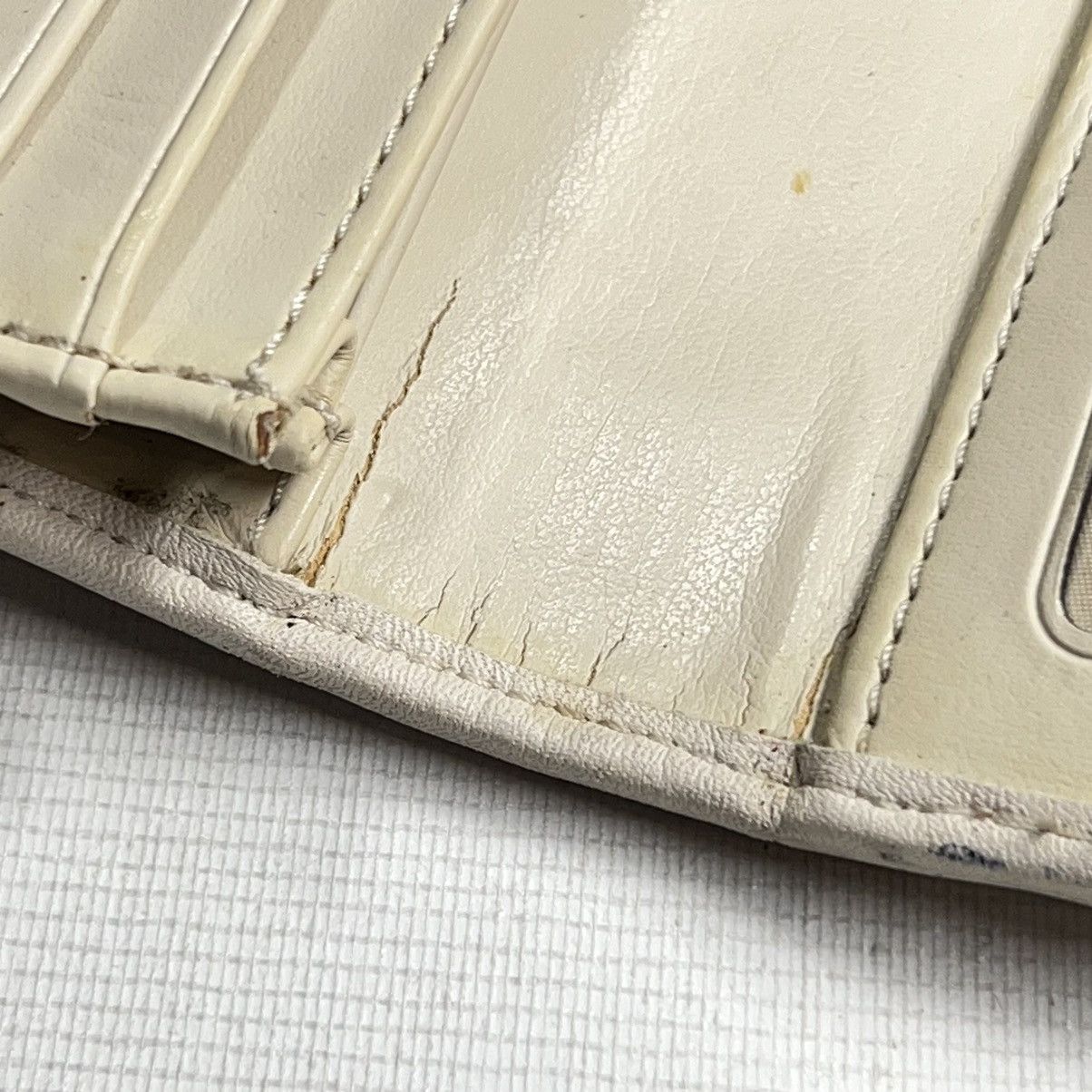 Coach × Vintage Coach Ashley Wallet Ivory Lace Leather Slim Envelope Fold Size ONE SIZE - 18 Thumbnail