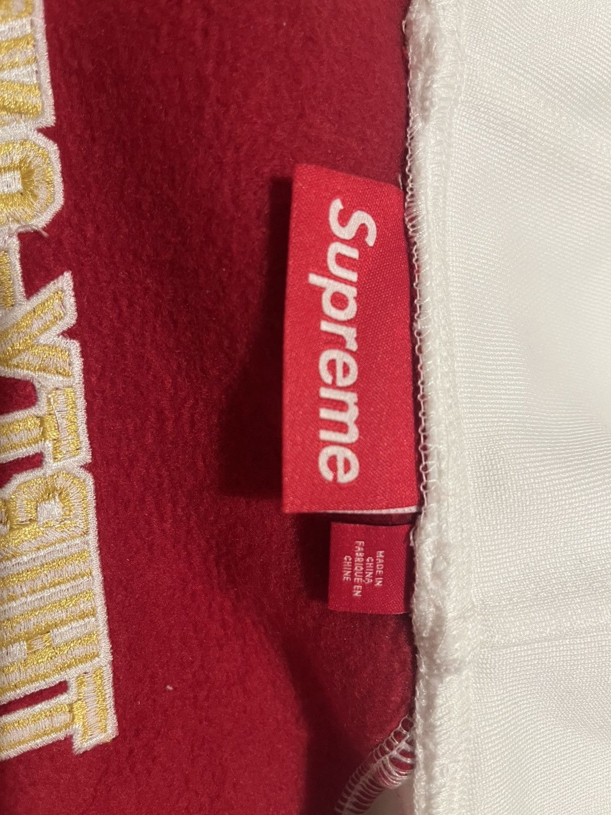 Supreme supreme football zip up white Size US M / EU 48-50 / 2 - 4 Thumbnail