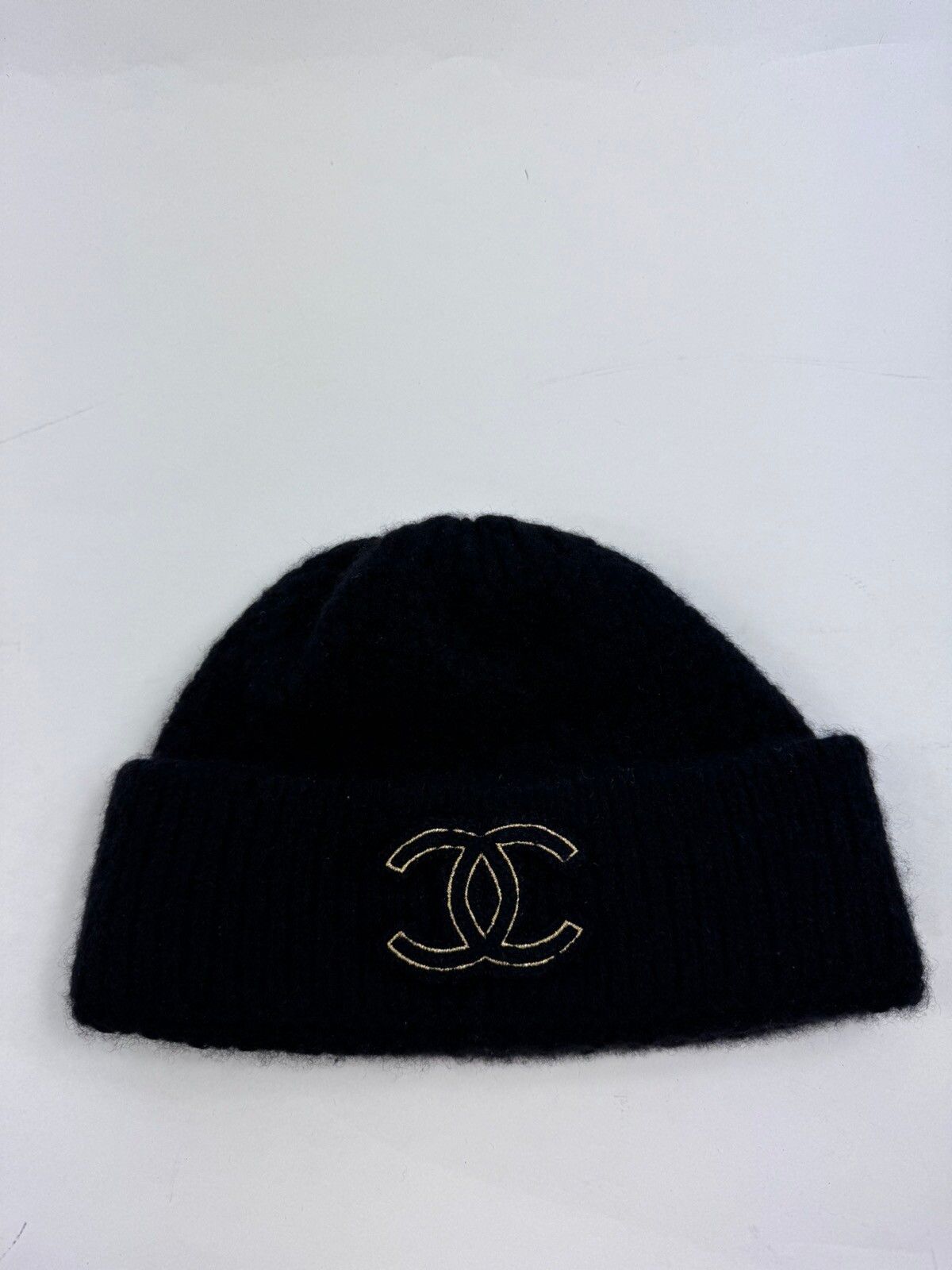 Pre-owned Chanel Logo Beanie In Black