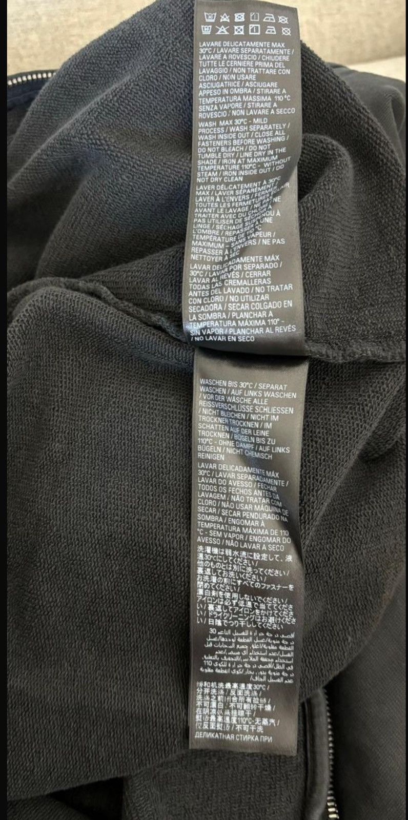 Balenciaga Worn Out Vintage Effect Paris Zip Up Hoodie in Black Size US XS / EU 42 / 0 - 7 Thumbnail