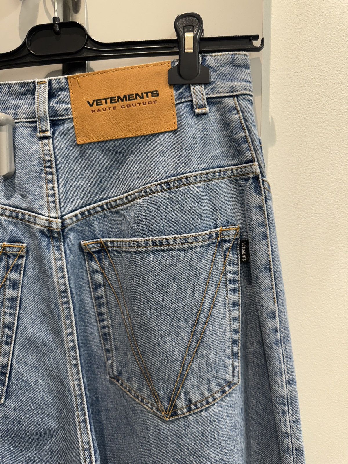 Vetements Last Size Vetements Crystal Logo Baggy Jeans Size US 31 - 9 Thumbnail