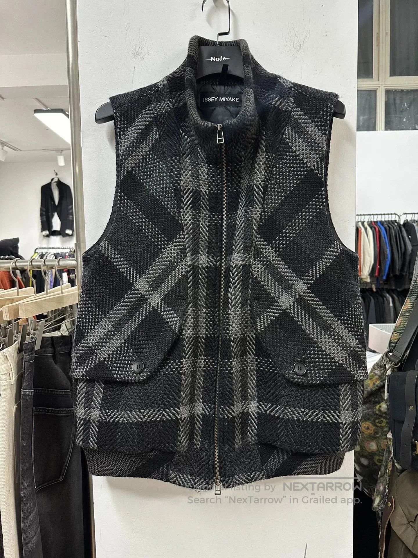 Issey Miyake Issey Miyake Wool Gilet Vest. Size L / US 10 / IT 46 - 1 Thumbnail