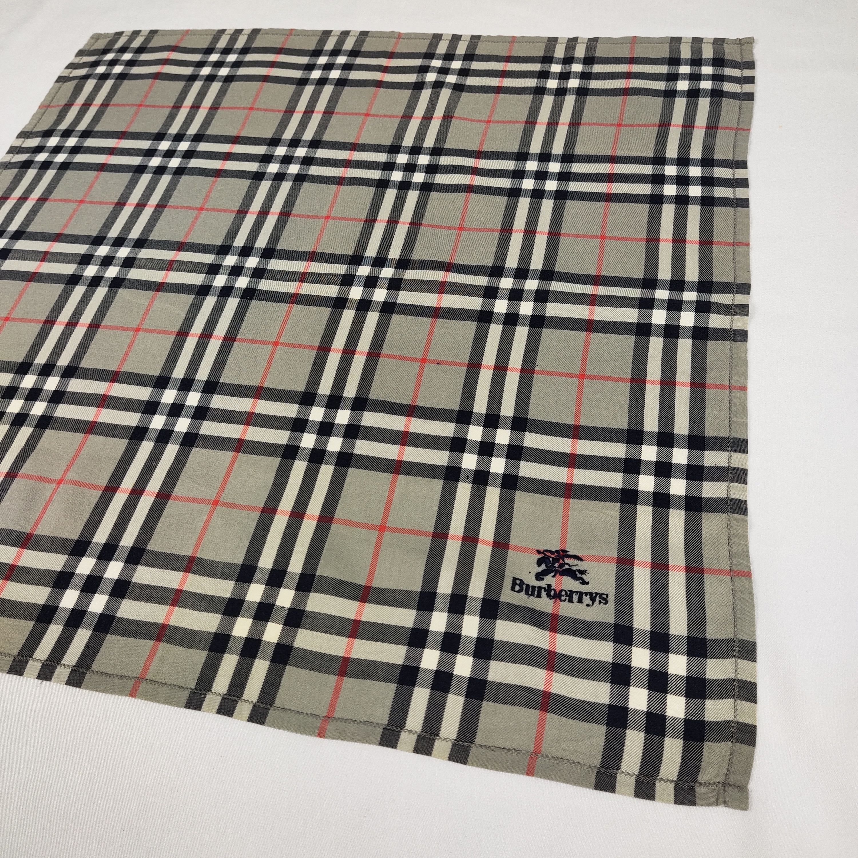 Burberry × Vintage Burberry Handkerchief / Neckerchief /Bandana FZ337 Size ONE SIZE - 4 Thumbnail
