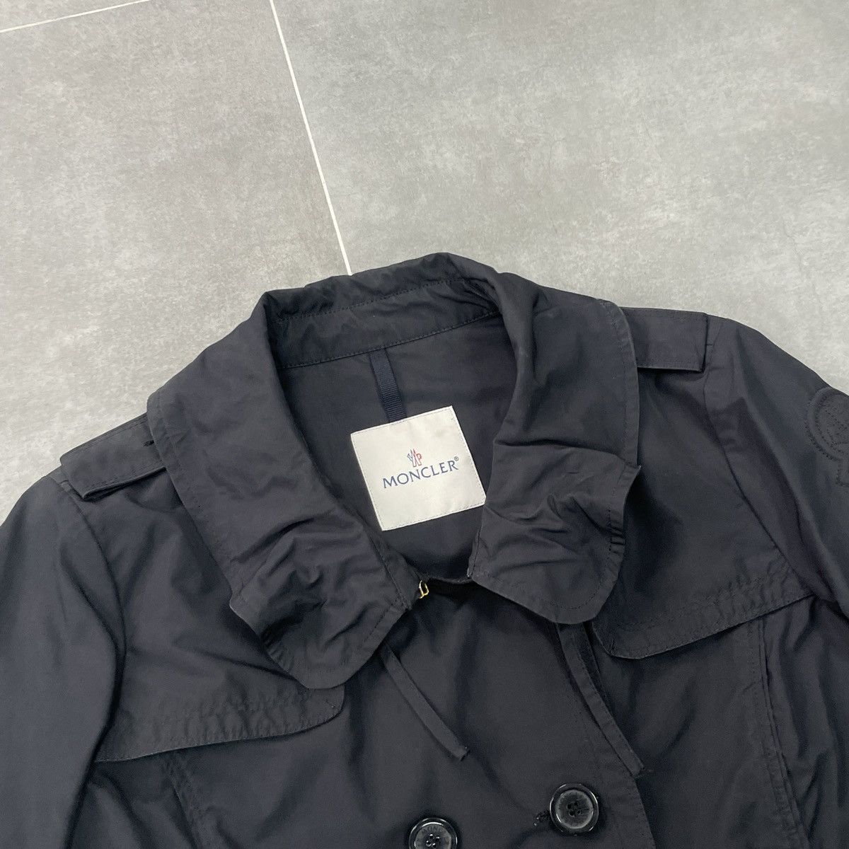Moncler Authentic Moncler Nerine Women Jacket Size 3 (M) Size M / US 6-8 / IT 42-44 - 12 Thumbnail