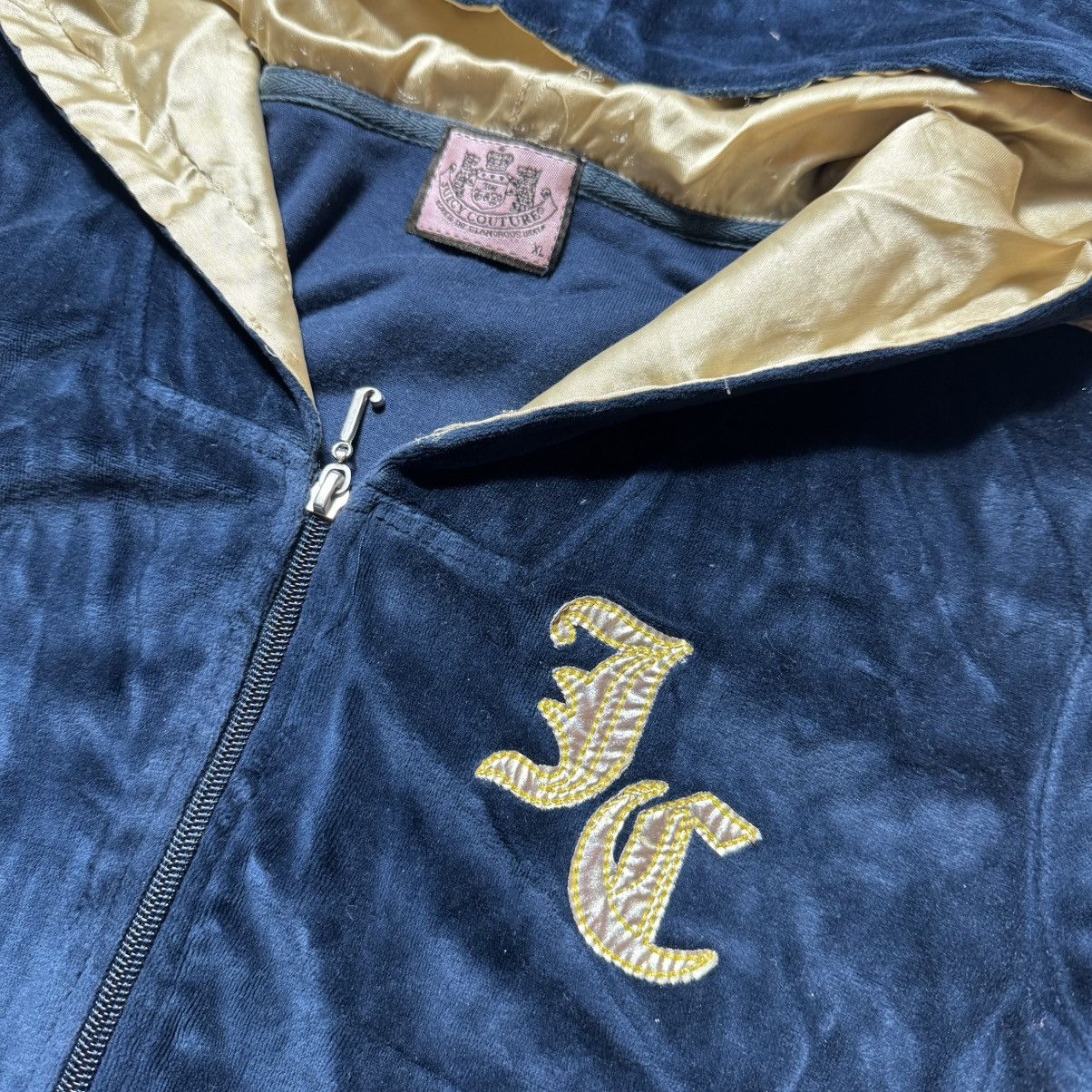 Juicy Couture × Vintage vintage sexy y2k juicy couture cropped zip hoodie big logo Size L / US 10 / IT 46 - 13 Thumbnail