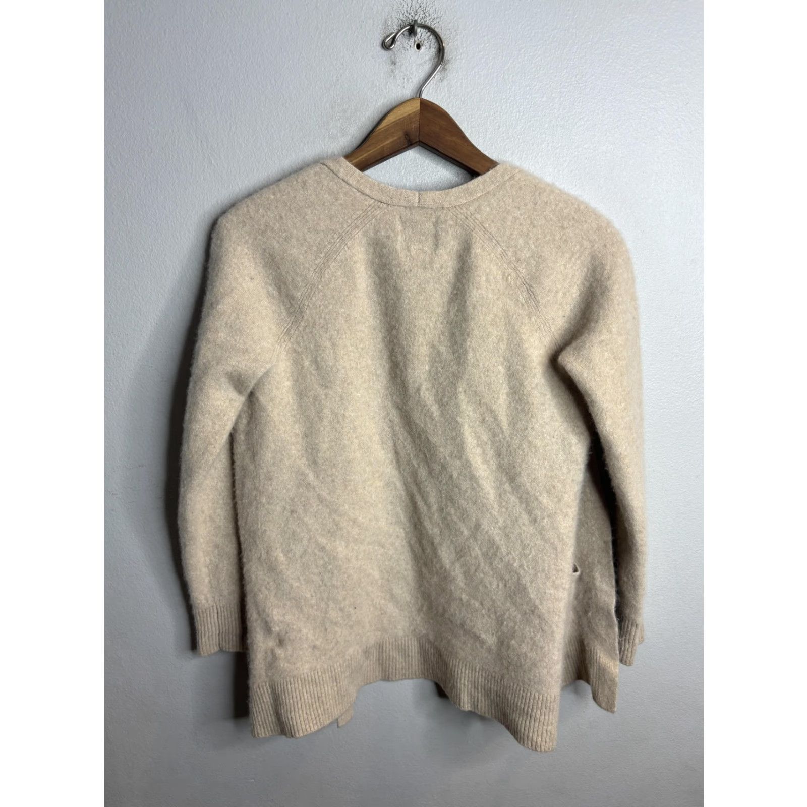 Abercrombie & Fitch Abercrombie & Fitch Cardigan Womens Small Beige Cashmere Open Front Pockets Size S / US 4 / IT 40 - 5 Thumbnail