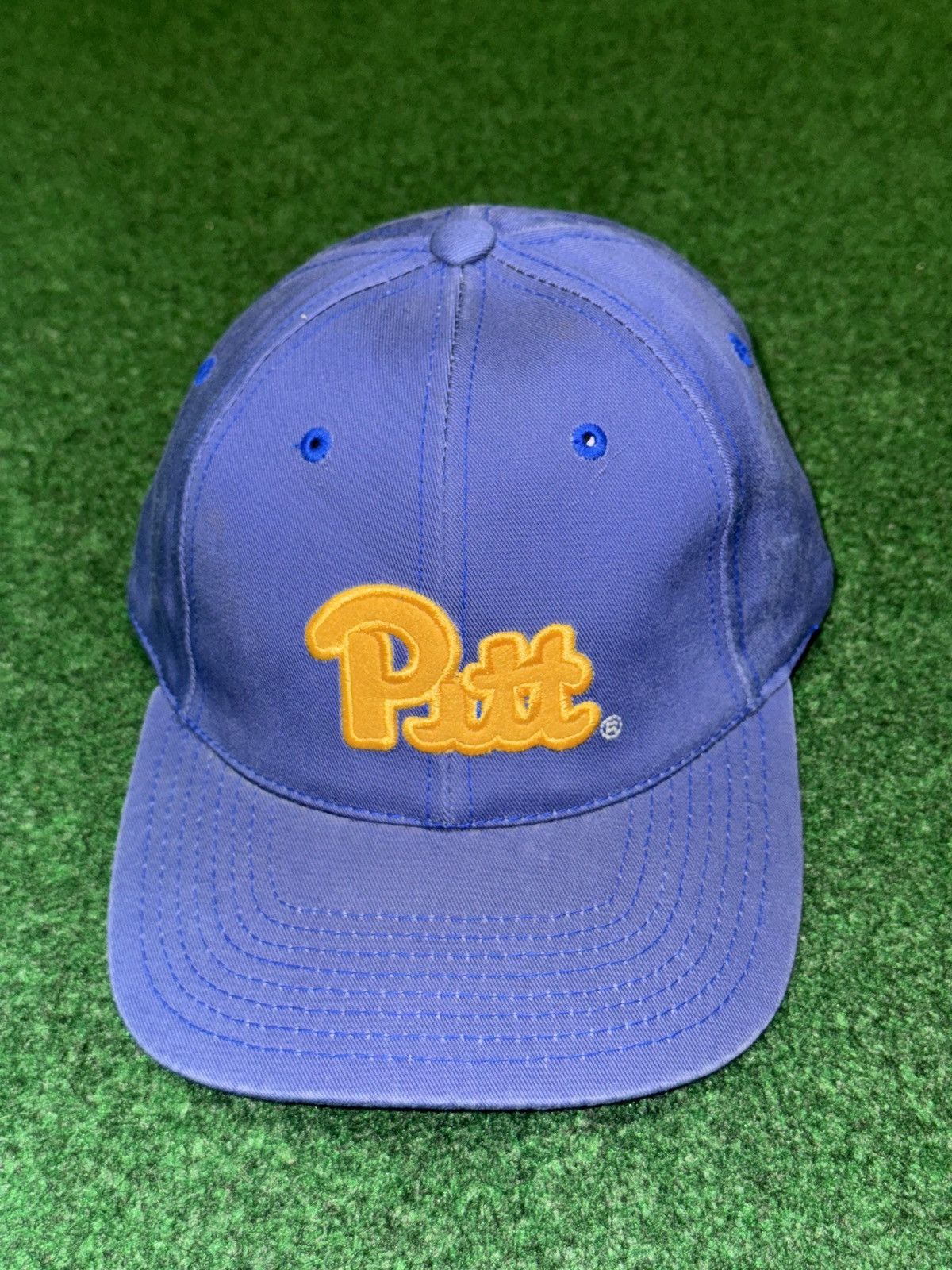 Top Of The World × Vintage Vintage 90s Pitt University Of Pittsburgh Script TOW Hat Size ONE SIZE - 1 Thumbnail