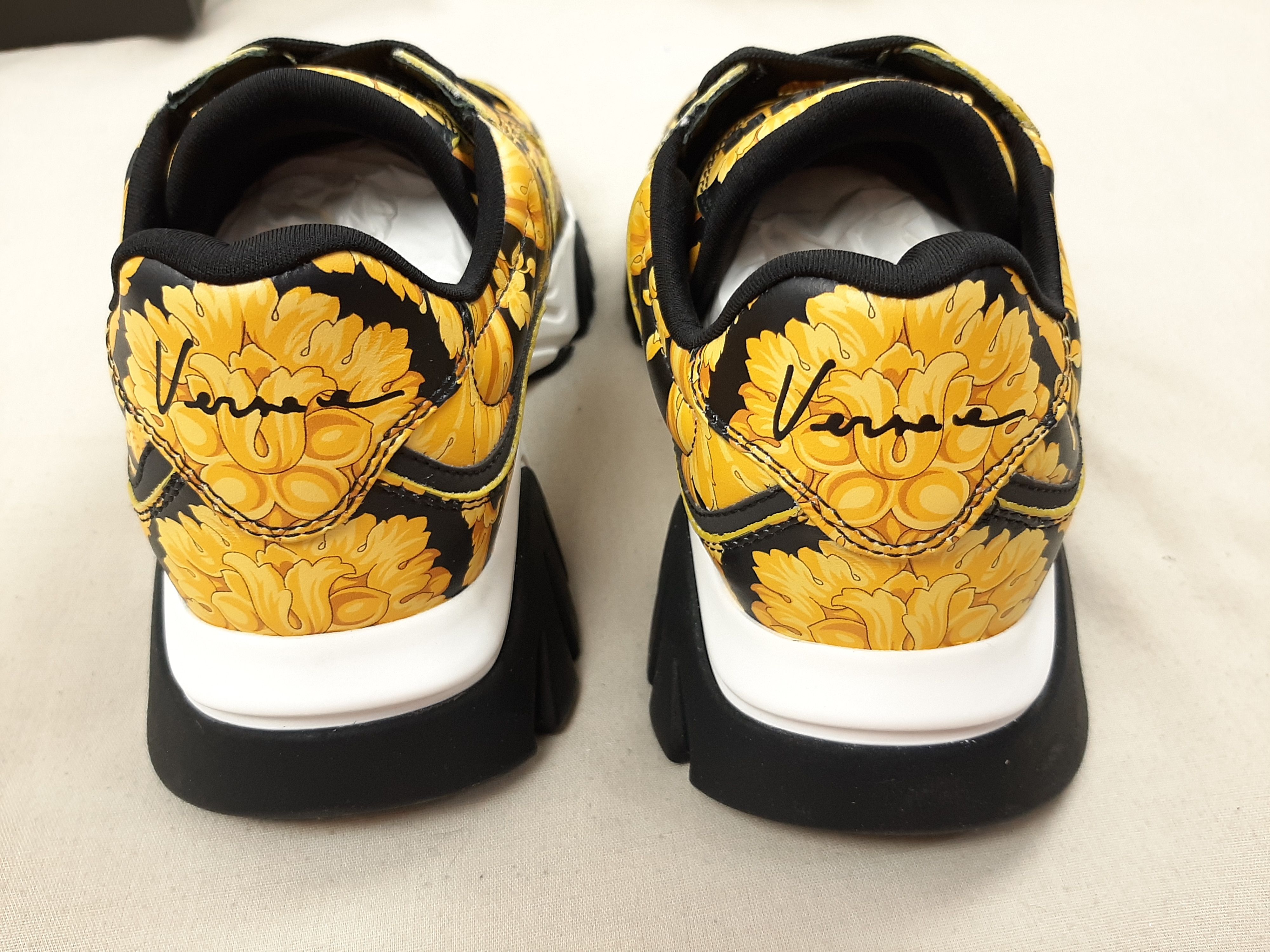 Versace Versace Greca Squalo Barocco Sneakers Size US 7 EU 37 Size US 7 / IT 37 - 8 Thumbnail