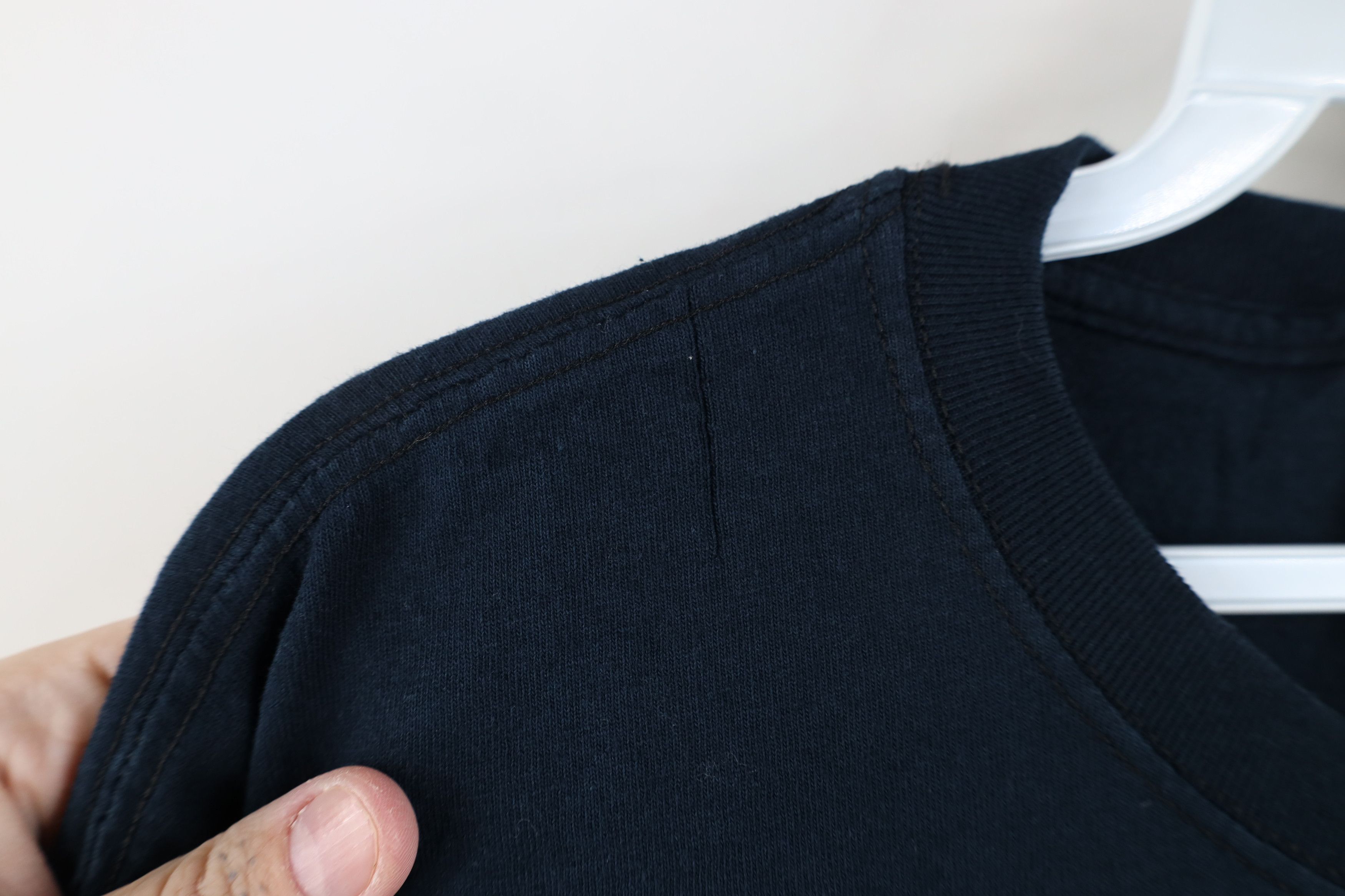 Vintage Vintage 90s Y2K Streetwear Blank Heavy Cotton T-Shirt Black Size US L / EU 52-54 / 3 - 6 Thumbnail