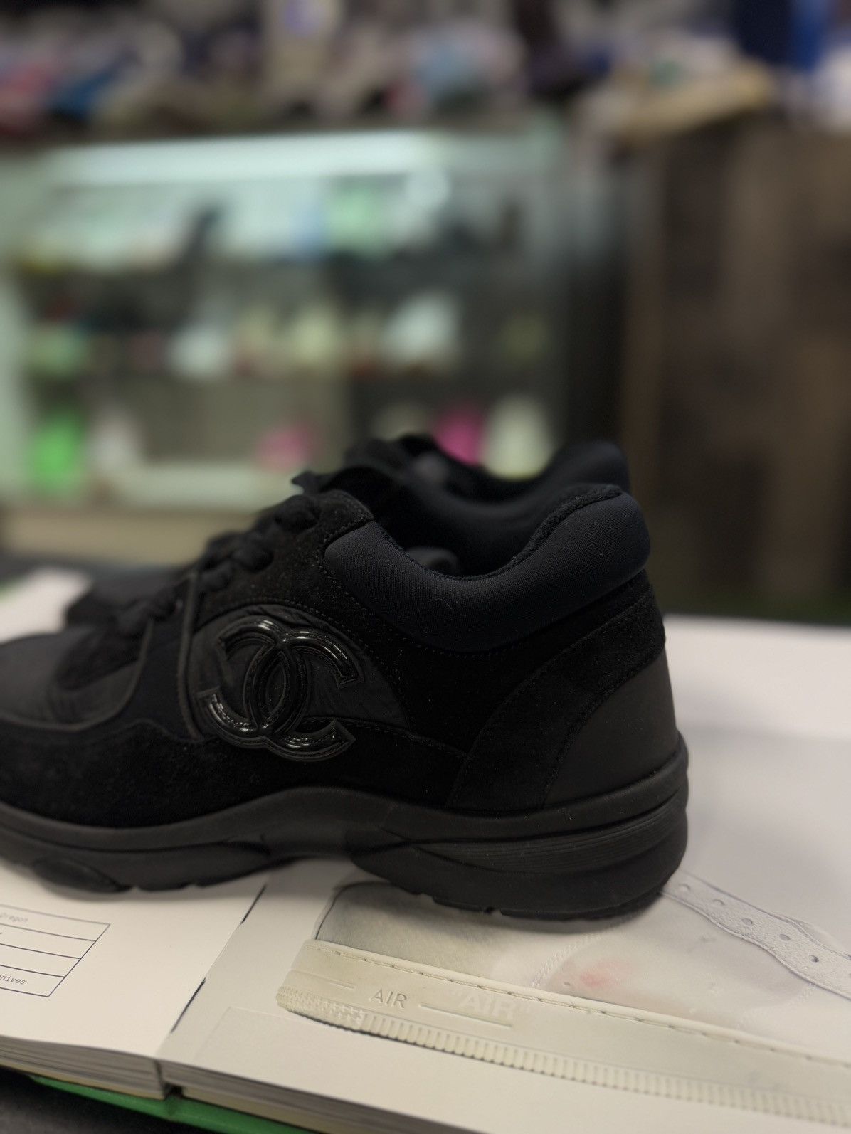 Chanel 38EU/8US - Chanel Interlocking CC Logo Suede Trainer Shoes Size US 8 / IT 38 - 8 Thumbnail