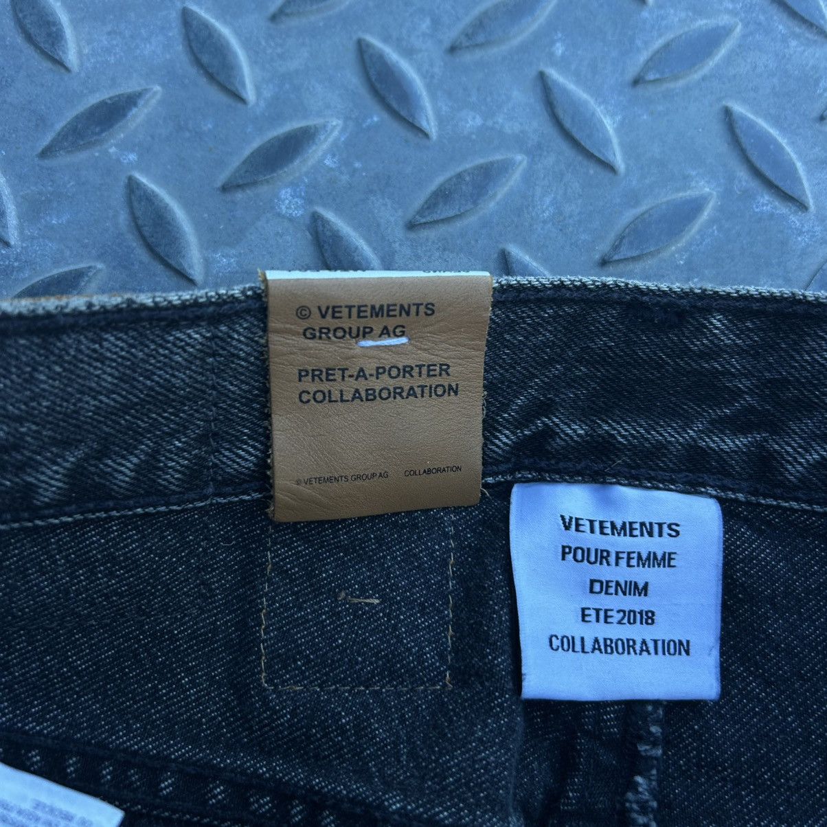 Levi's × Vetements Levi's x Vetements 2018 Size 28" / US 6 / IT 42 - 4 Thumbnail