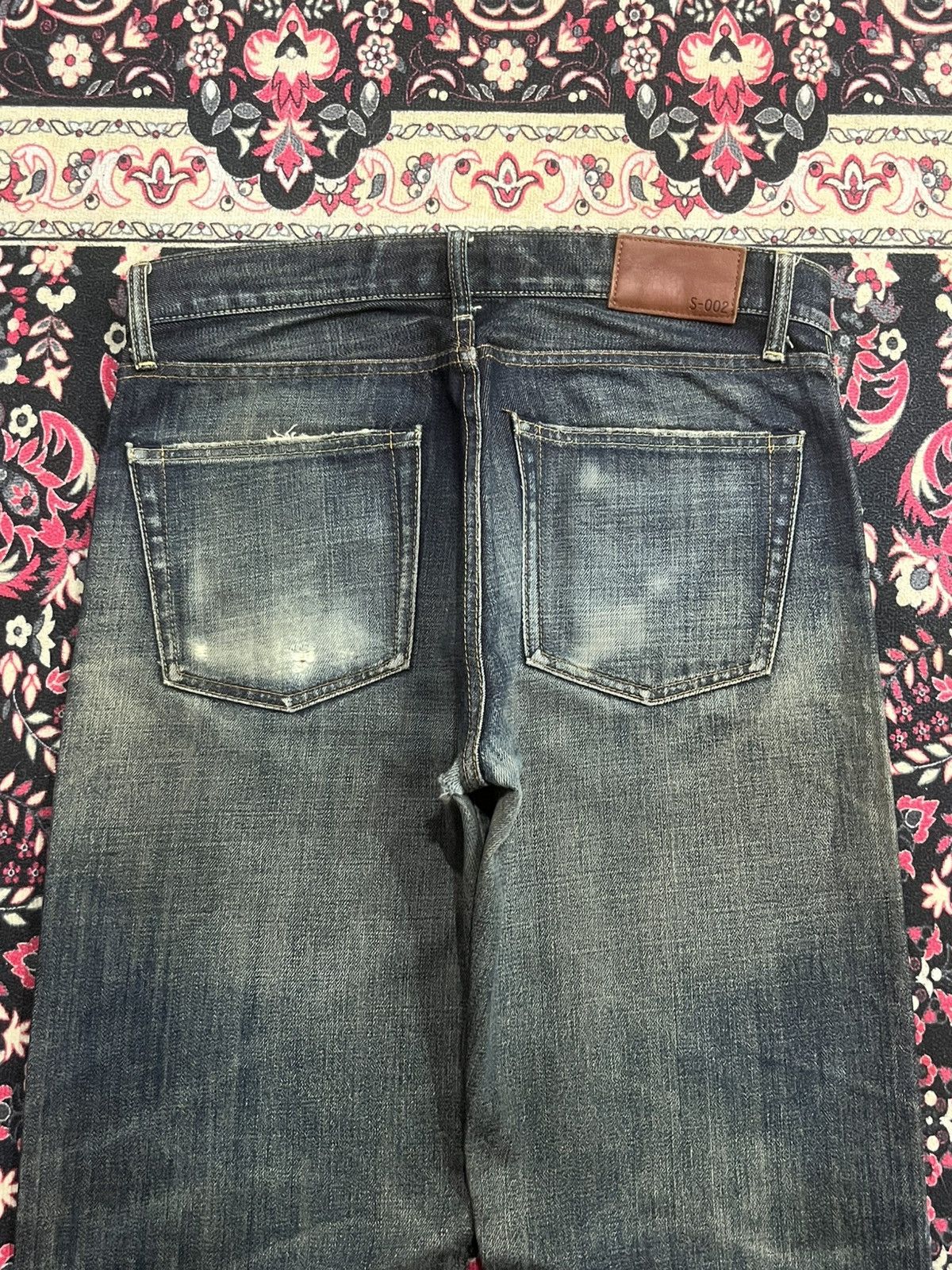 Undercover × Uniqlo Vintage Japanese Uniqlo Dark Blue Faded Washed Whisker Jeans Size US 32 / EU 48 - 7 Thumbnail