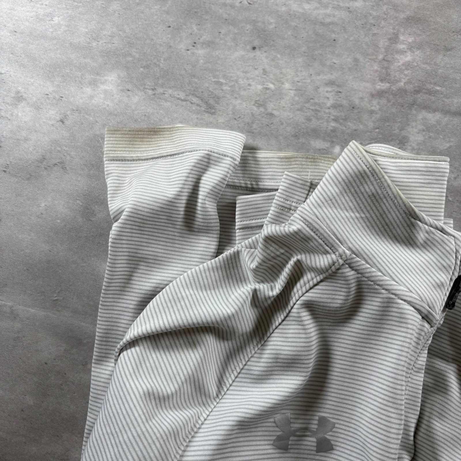 Under Armour UA 1/2 zip up Size M / US 6-8 / IT 42-44 - 6 Thumbnail