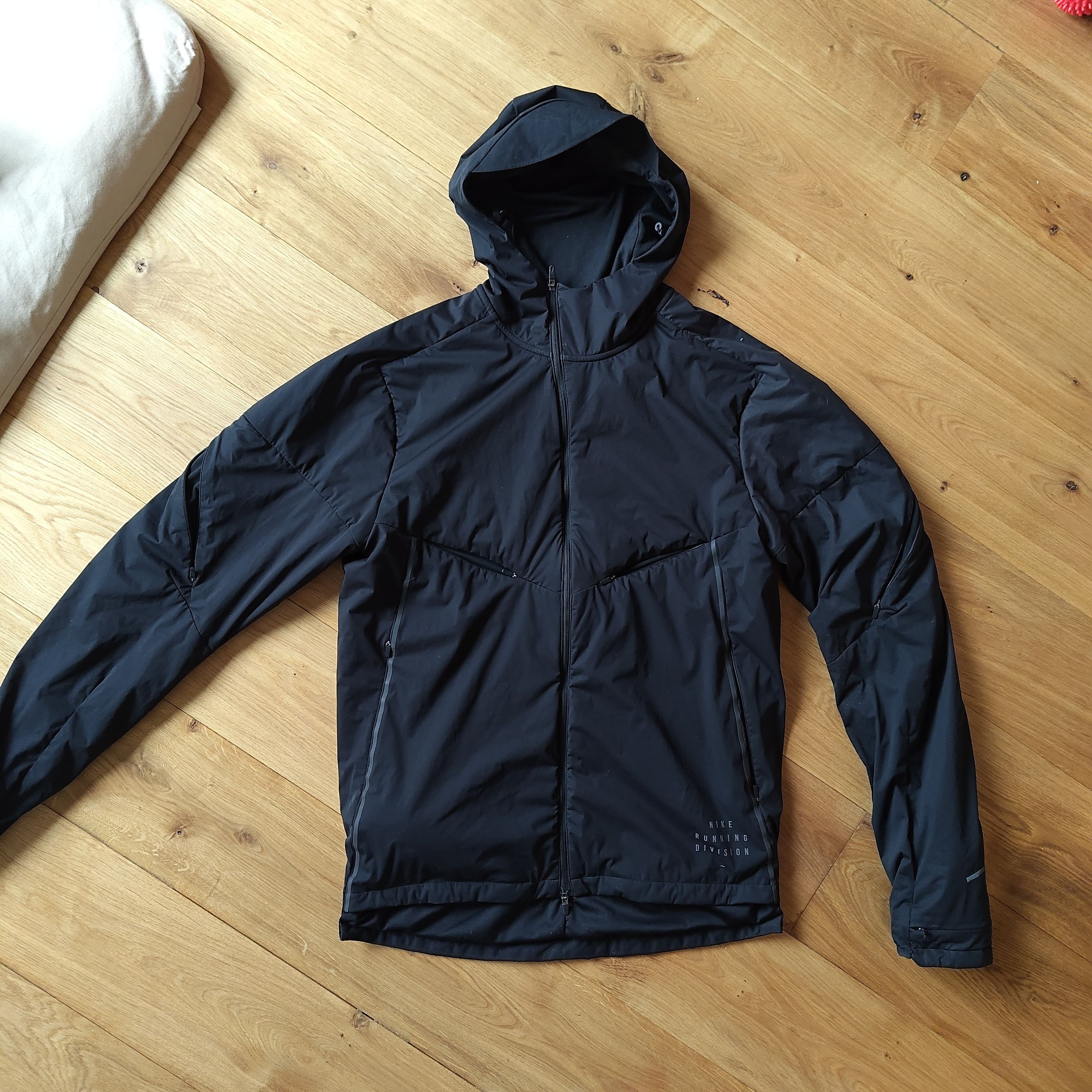 Nike Running division jacket - zip ventilation & built in mittens Size US S / EU 44-46 / 1 - 2 Thumbnail