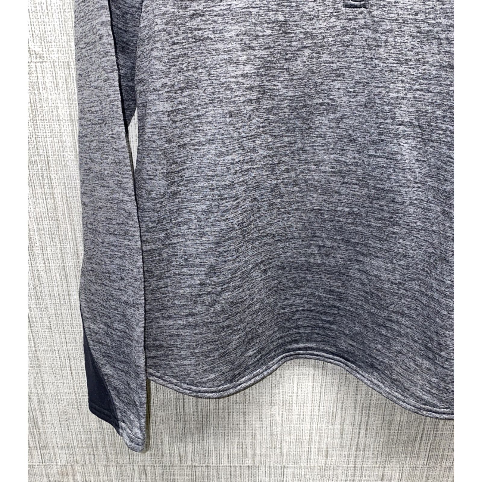 Under Armour Under Armour Jacket Women Size L 1/2 Zip Pullover Gray/Black Track Activewear Regular Size L / US 10 / IT 46 - 4 Thumbnail