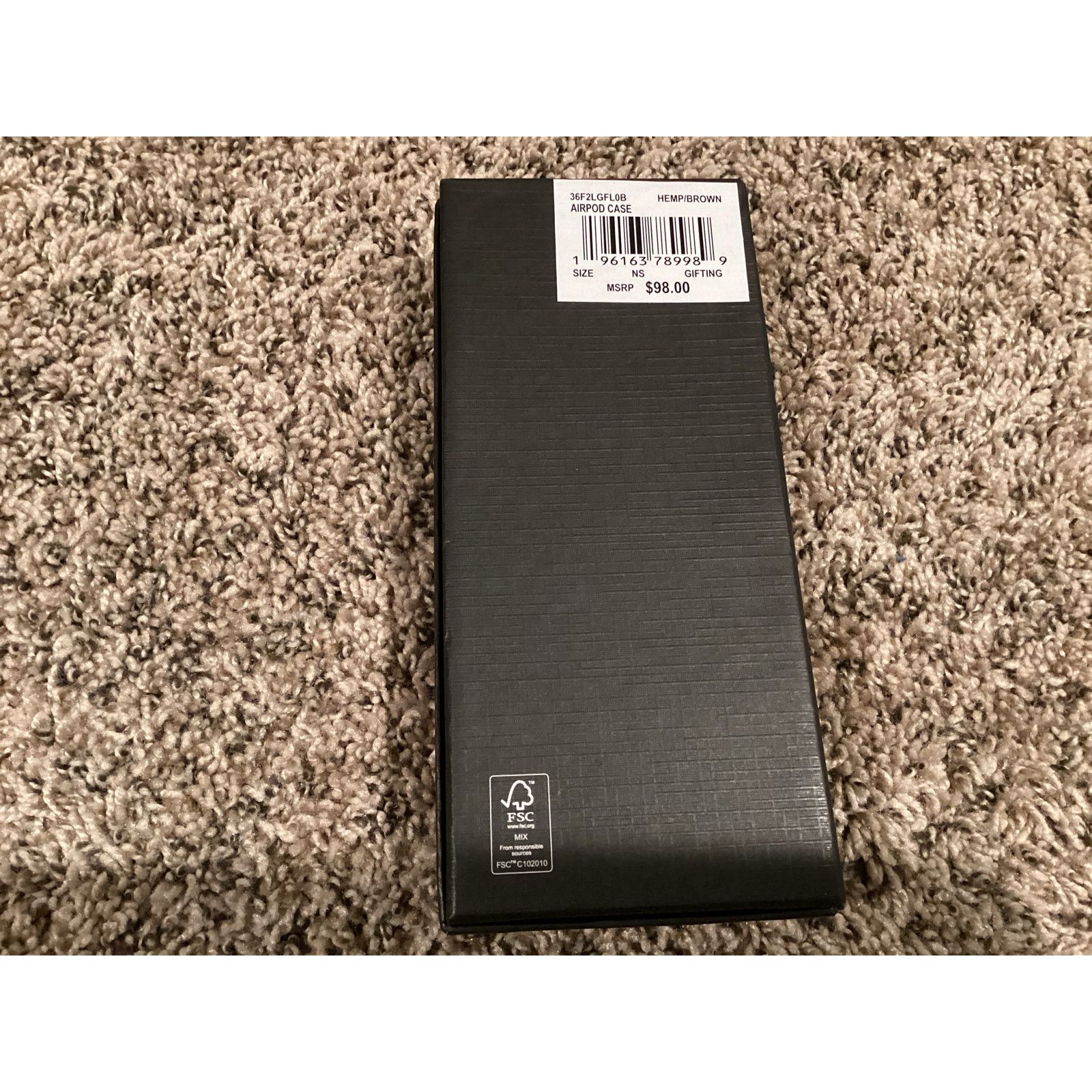 Michael Kors Michael Kors AirPod case NIB Size ONE SIZE - 4 Thumbnail