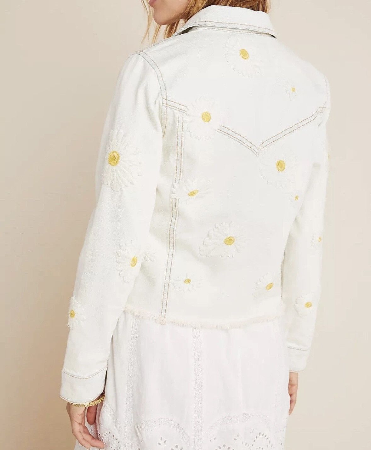 BLANKNYC Blank NYC Daisy Embroidered Denim Jacket Size XS / US 0-2 / IT 36-38 - 4 Thumbnail