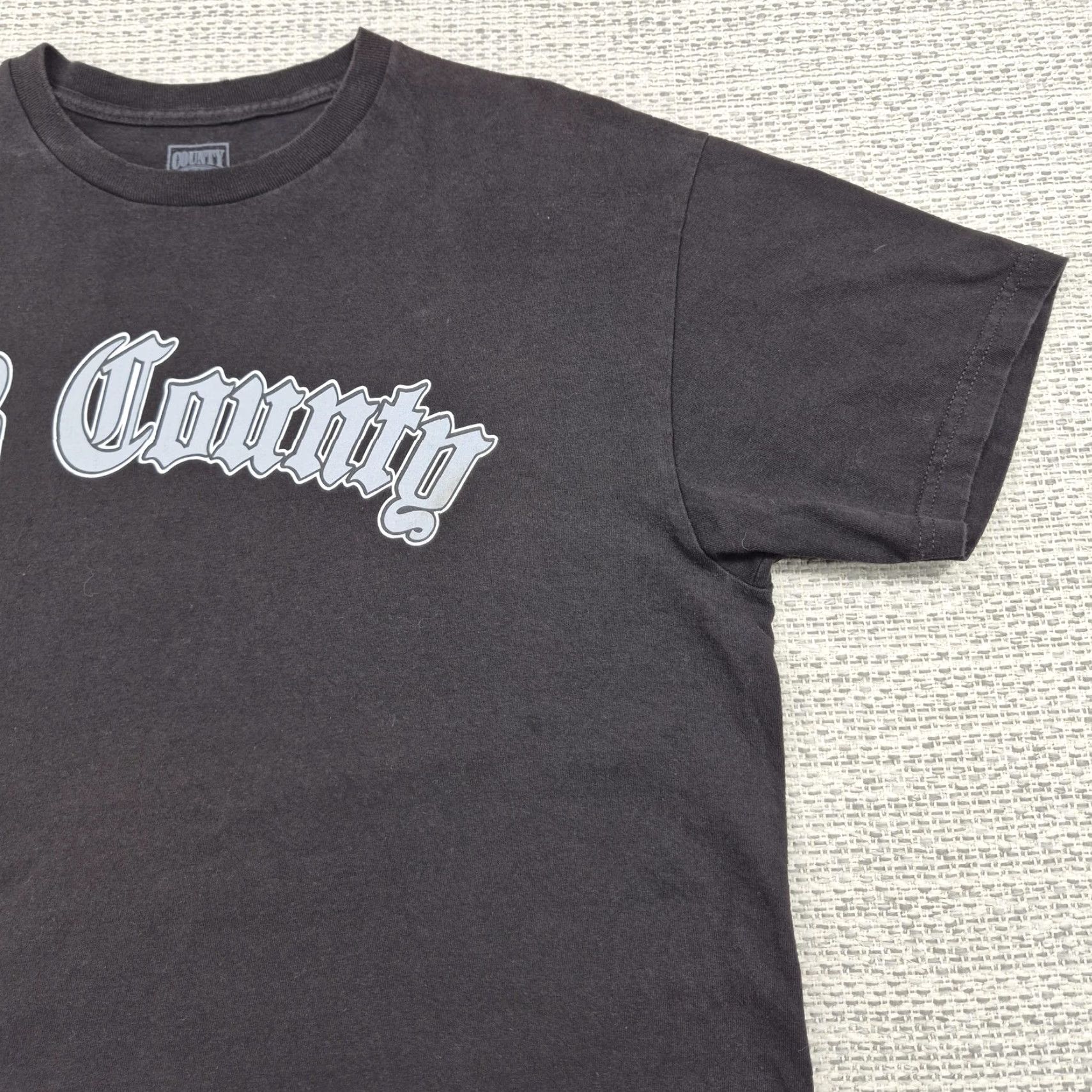 Vintage FB County Shirt Mens XL Black Old English Logo Graphic Tee Gothic Streetwear Shirt Size US XL / EU 56 / 4 - 2 Thumbnail