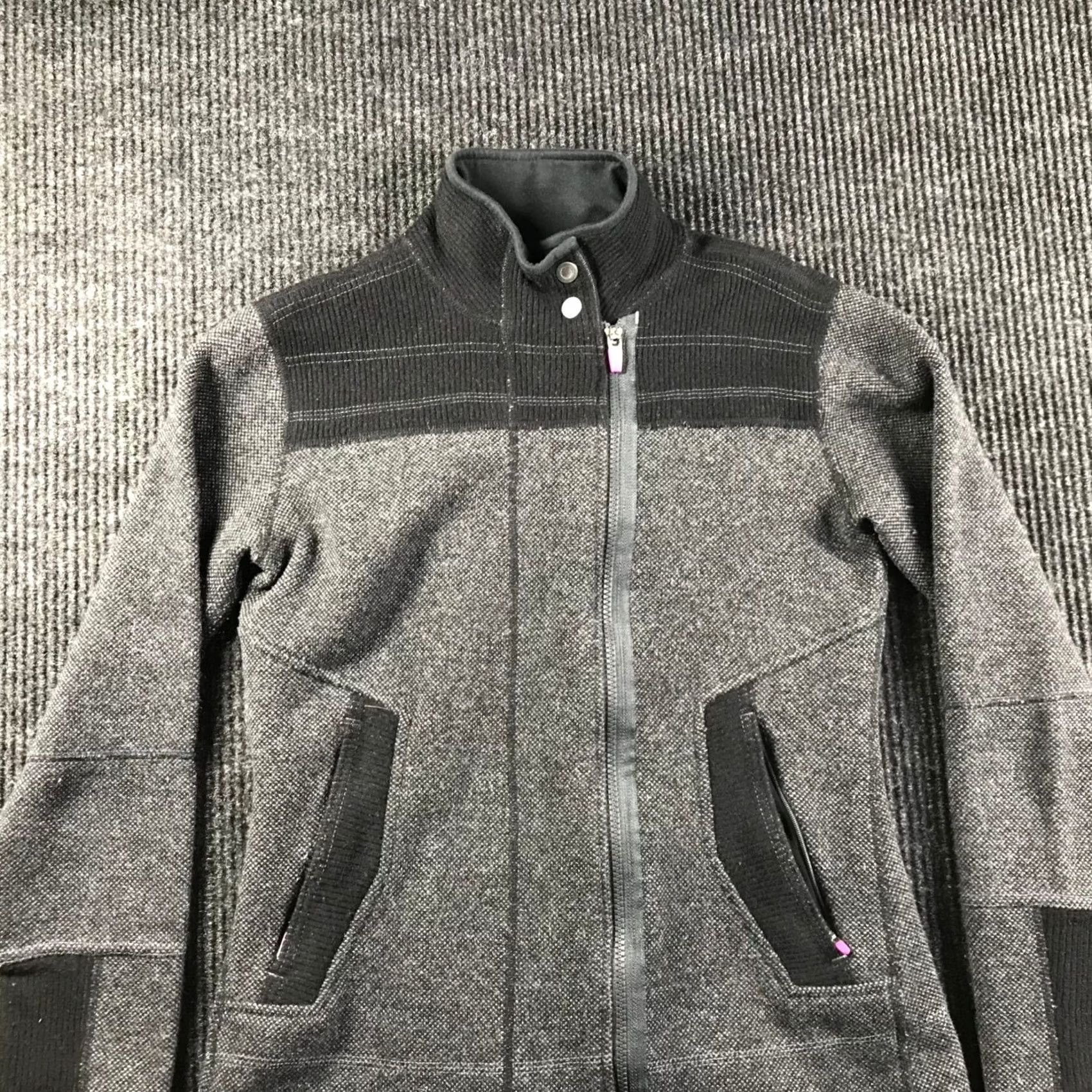 Vintage Title Nine Womens Asymmetrical Zip Wool Blend Fleece Jacket Gray Black Small Size S / US 4 / IT 40 - 2 Thumbnail