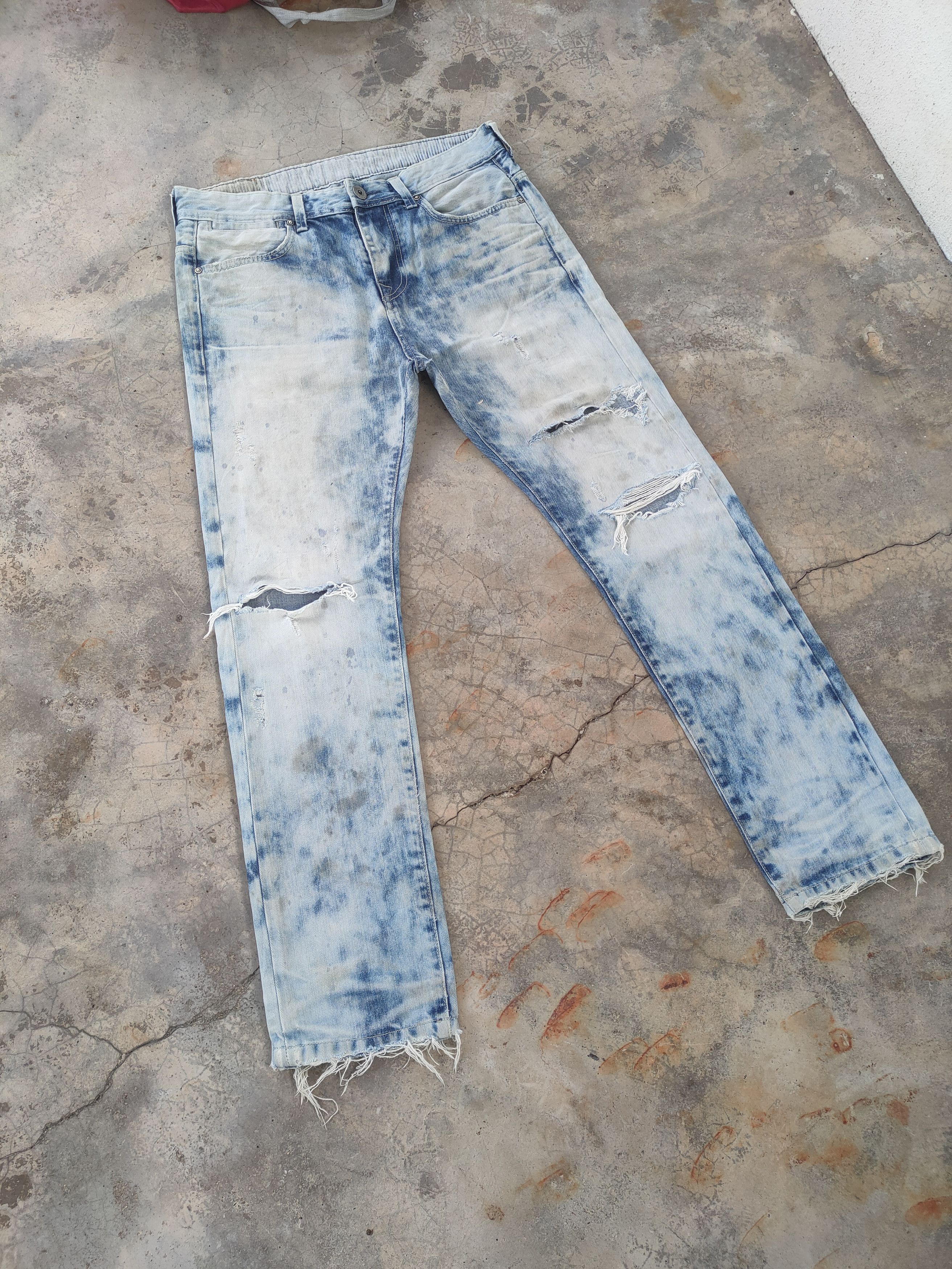 Vision Streetwear SICK💥 # VINTAGE AVH FADED RIPPED DISTRESSED JEANS PANTS Size US 34 / EU 50 - 3 Thumbnail
