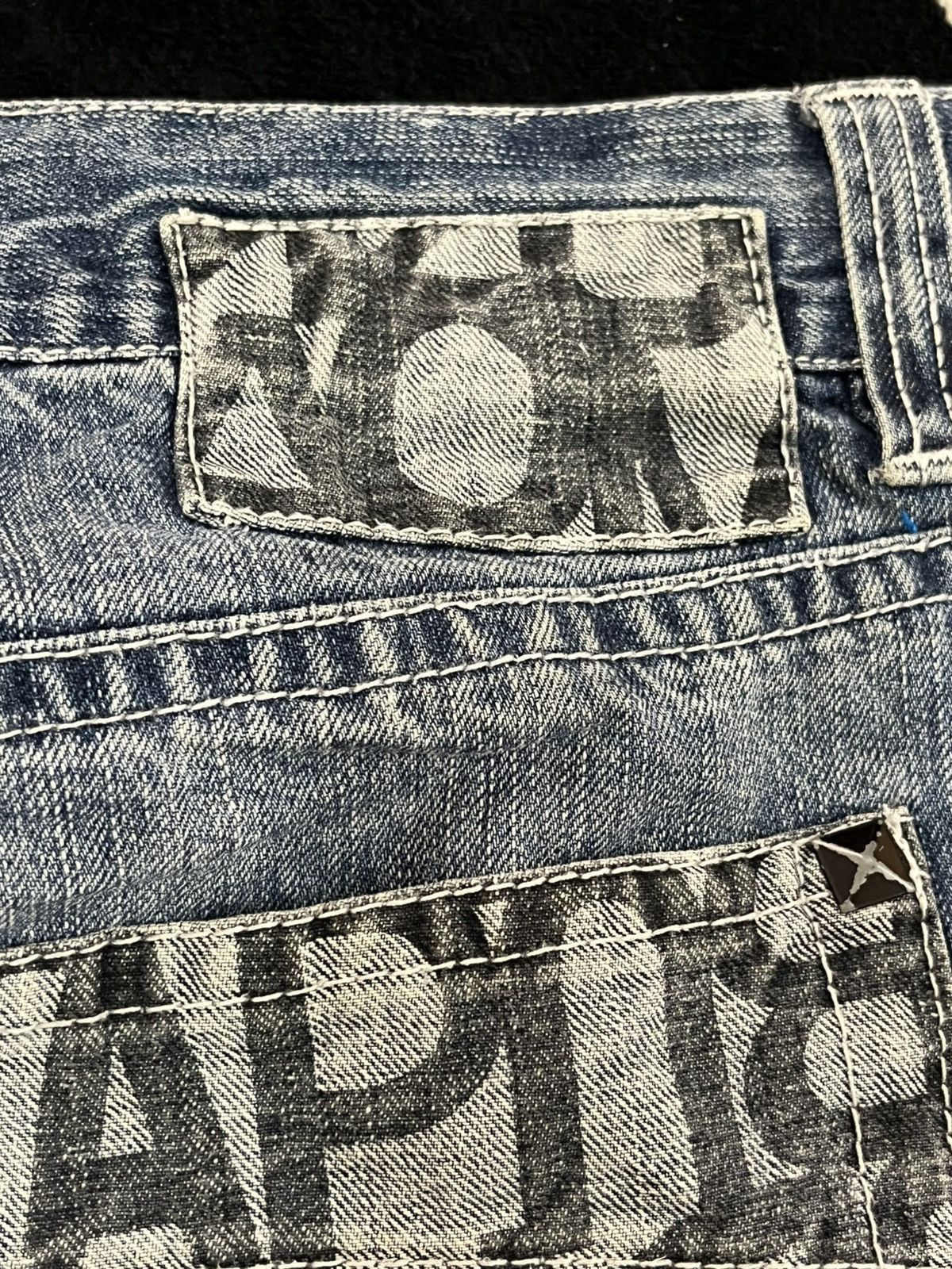 Beauty Beast × Le Grande Bleu (L.G.B.) Vintage Speed Flash Faded Distressed Denim Size US 31 - 14 Thumbnail