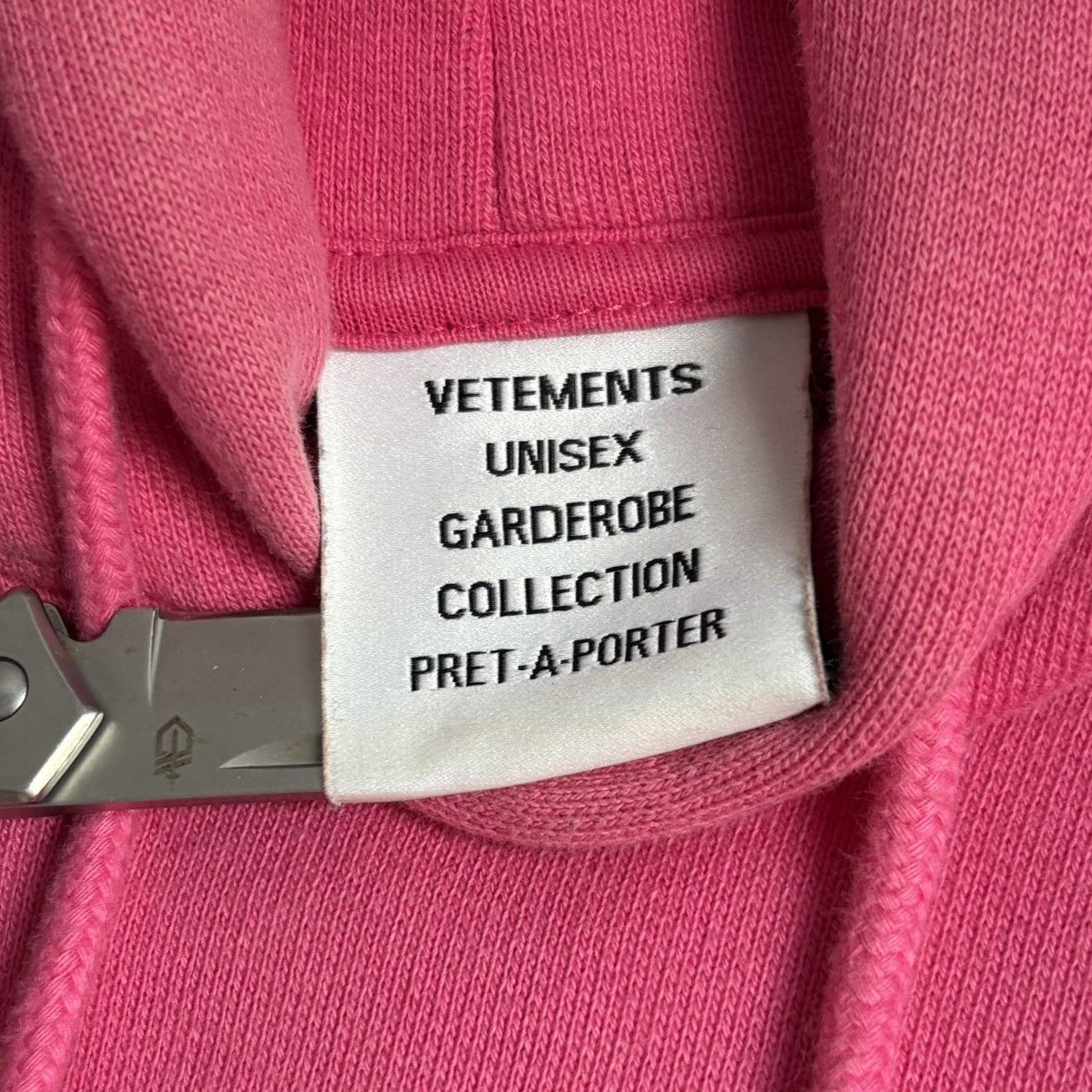 Vetements Pink Vetements Limited Edition Logo Hoodie Size M Size US M / EU 48-50 / 2 - 4 Thumbnail