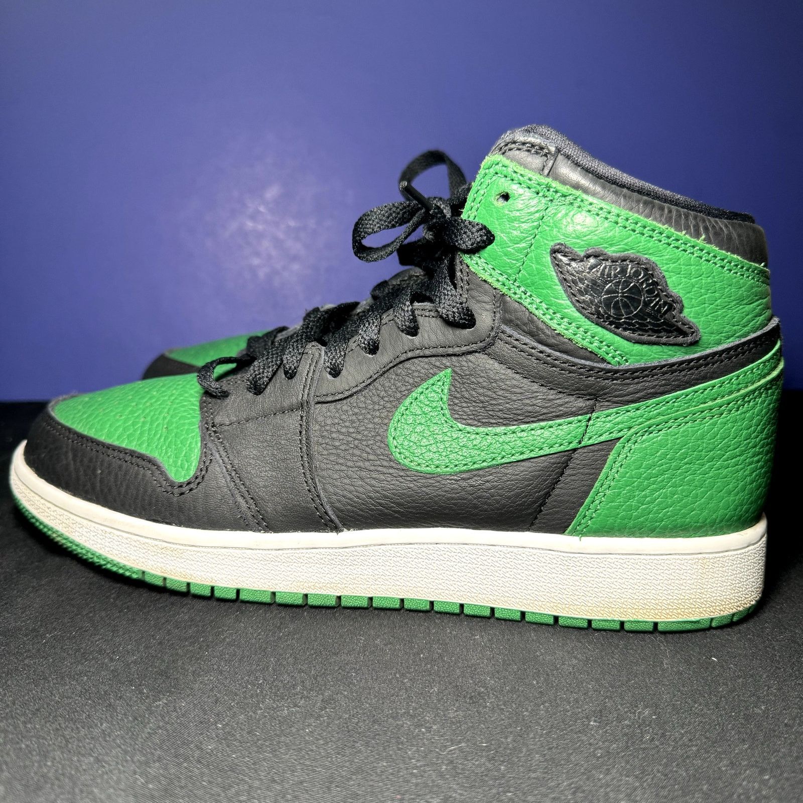 Jordan Brand × Nike Size 7 - Nike Air Jordan 1 Retro High OG GS Pine Green 2.0 Size US 7 / EU 40 - 8 Thumbnail