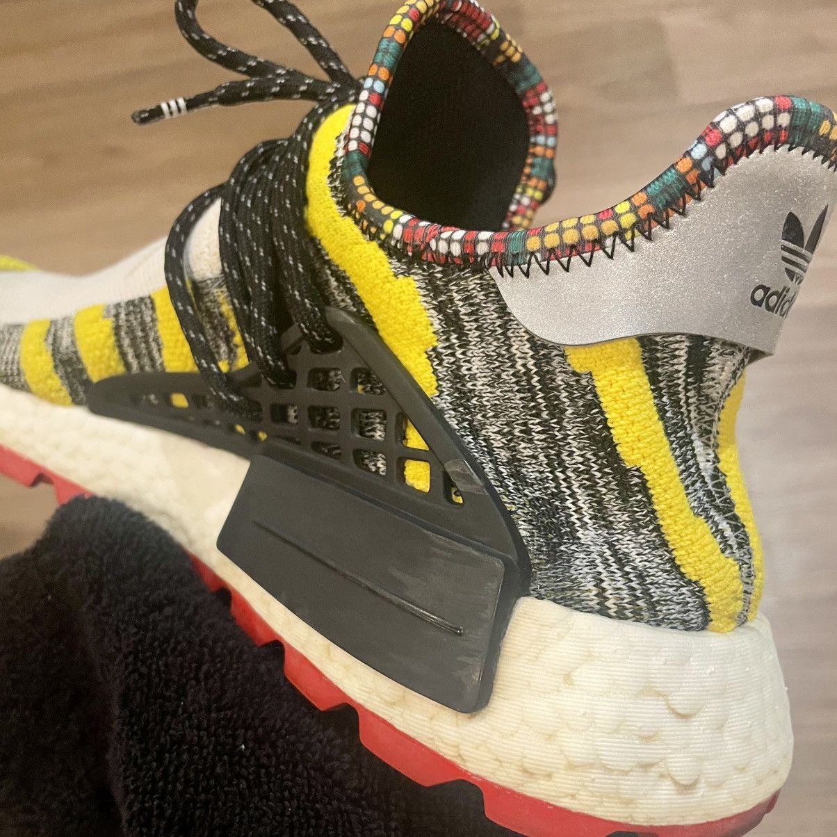 Adidas × Pharrell adidas NMD Hu Pharrell Solar Pack Red Size US 10 / EU 43 - 9 Thumbnail