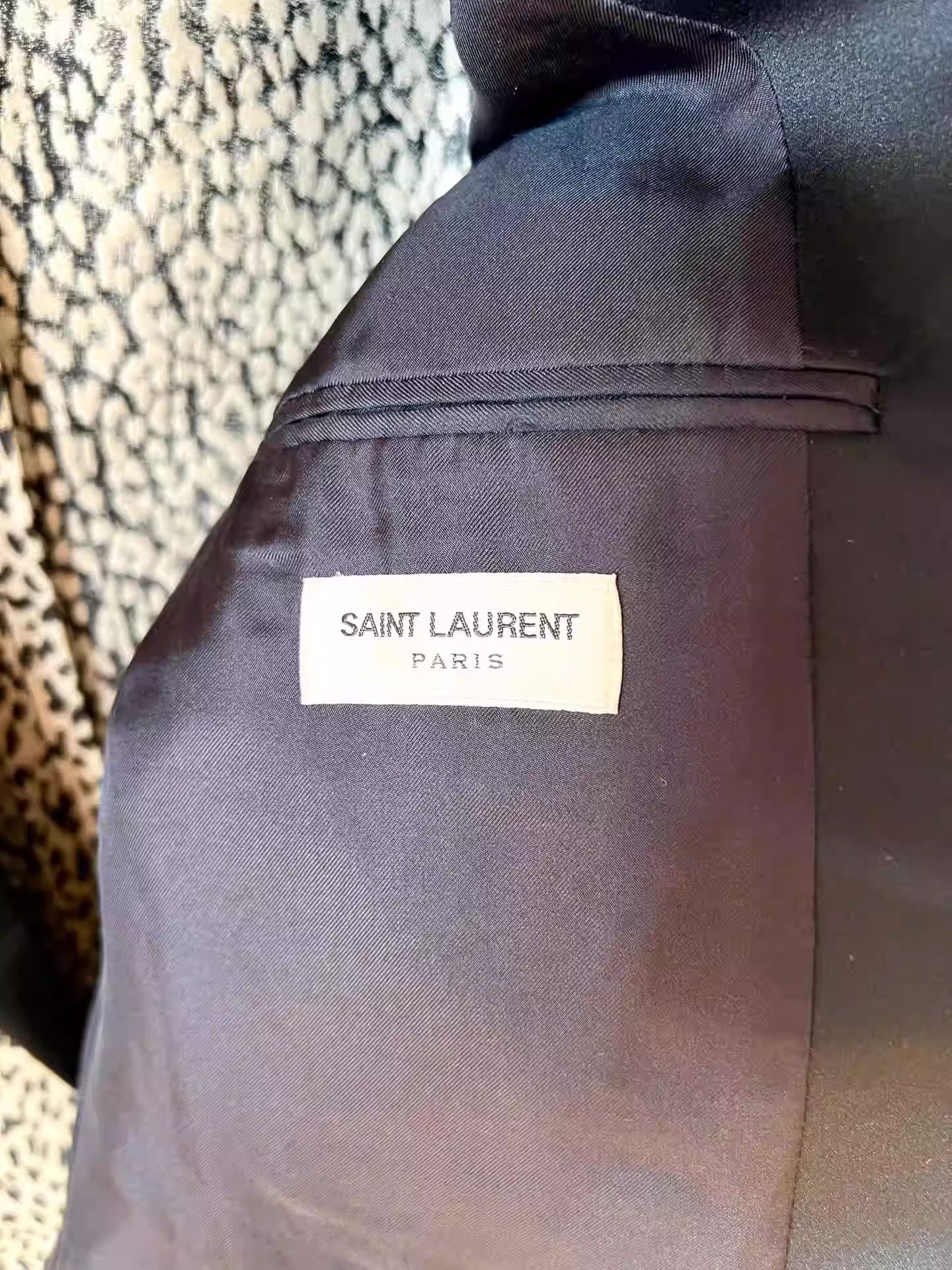 Saint Laurent Paris saint laurent Leopard Print Barrel Neck Suit Size US S / EU 44-46 / 1 - 3 Thumbnail