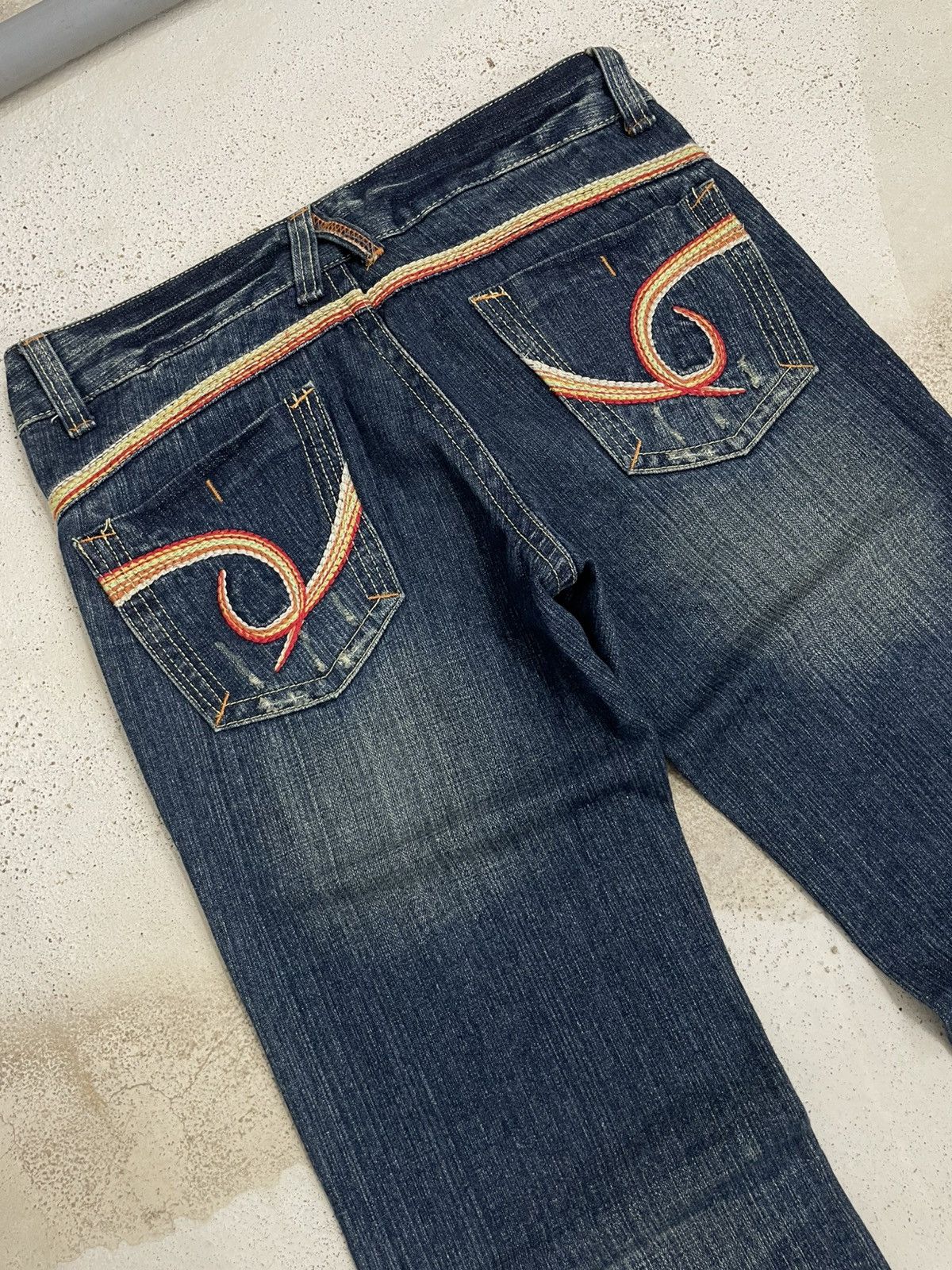 Le Grande Bleu (L.G.B.) Come Stai? Flare Whisker Distressed Japan Fashion Size US 30 / EU 46 - 14 Thumbnail