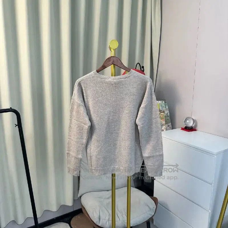 Max Mara MaxMara Gray Wool Sweater for Women . Size M / US 6-8 / IT 42-44 - 2 Thumbnail