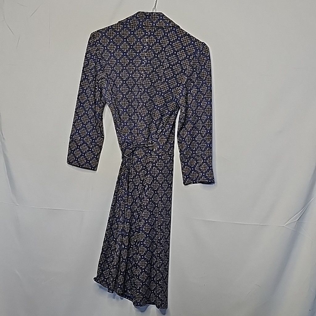 Laundry by Shelli Segal NWOT Laundry Shelli Segal Dazzling blue wrap dress sz Small Size S / US 4 / IT 40 - 8 Thumbnail