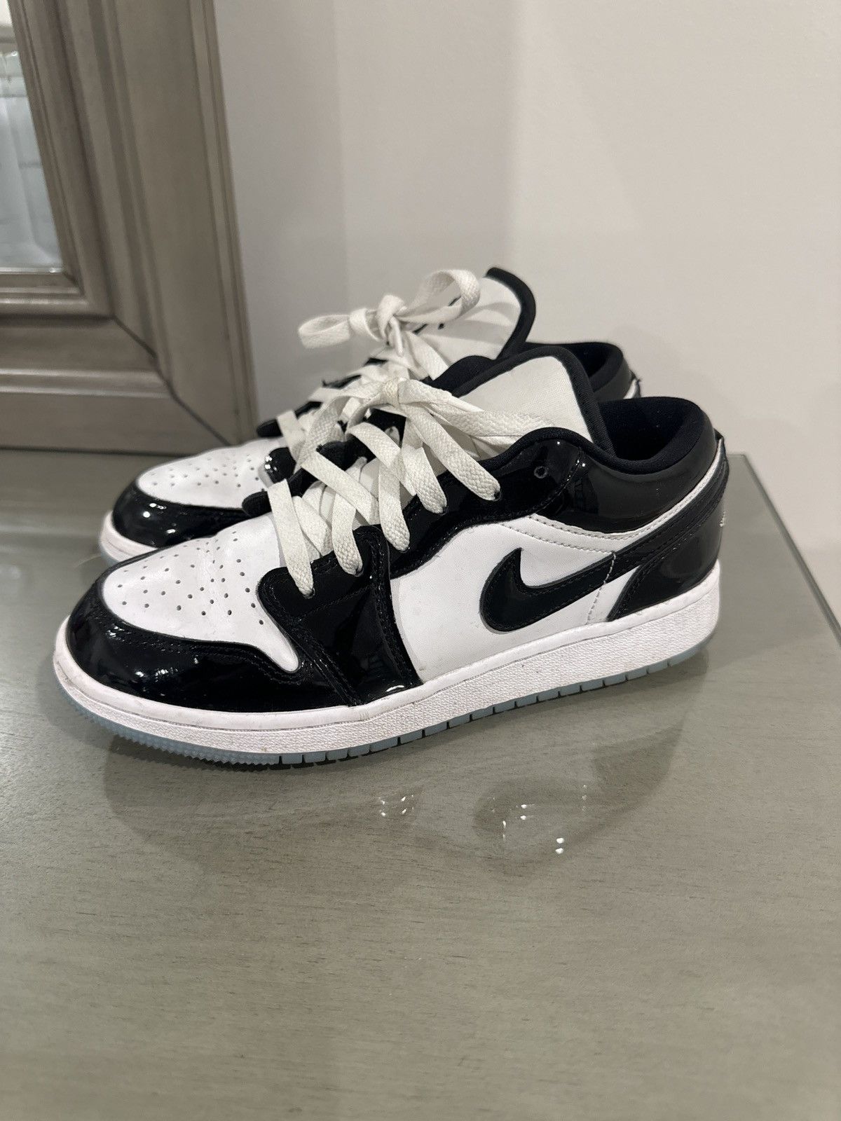 Nike Nike Air Jordan 1 Low SE ‘Concord’ Size US 5 / EU 37 - 1 Thumbnail