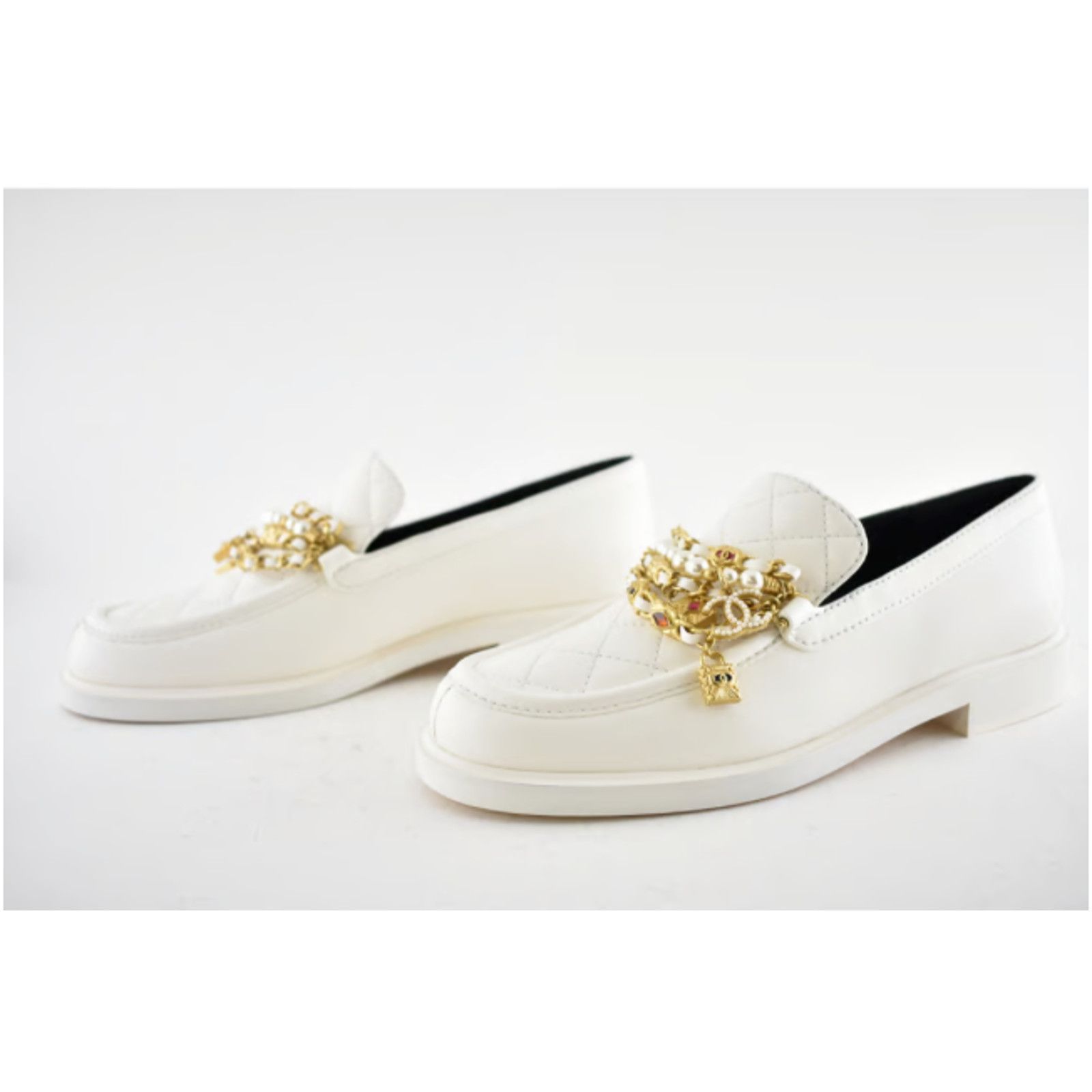 Chanel Chanel Quilted Charms CC Logo Mule Slip On Flat Loafer 37 Size US 7 / IT 37 - 10 Thumbnail