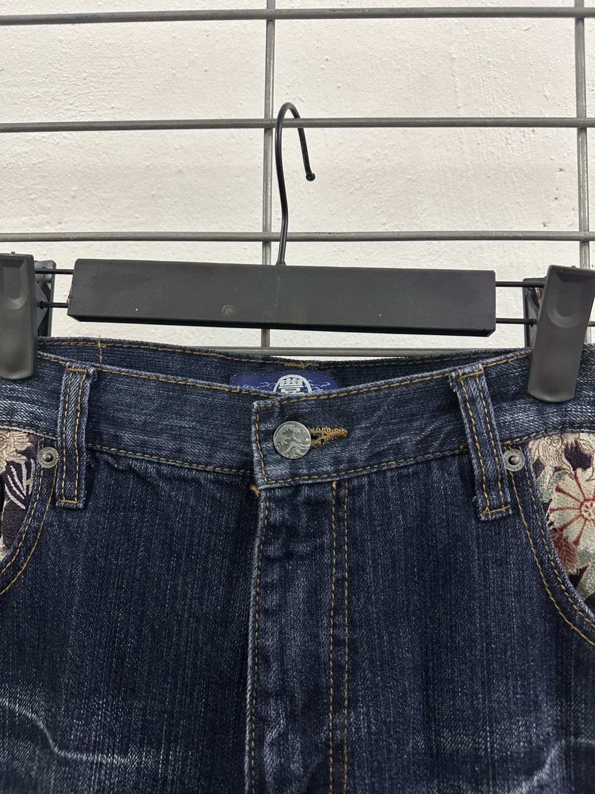 Karakuri Tamashii Karakuri Tamashi Buden Embroidery Eagle Sukajan Jeans Size US 33 - 7 Thumbnail