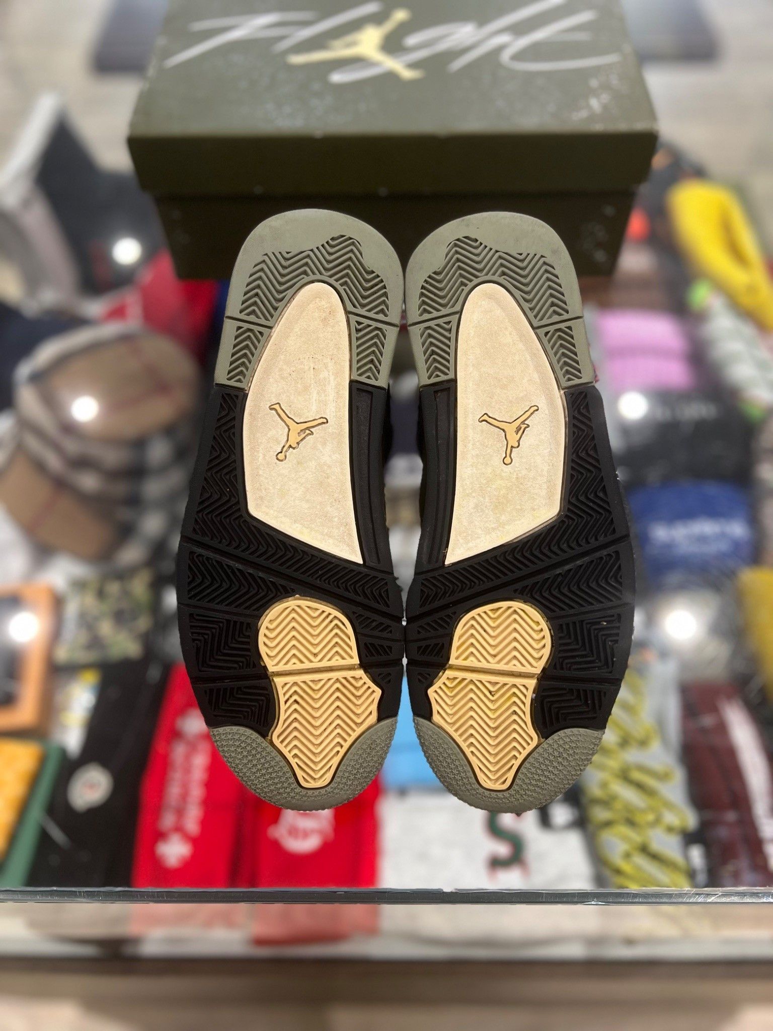 Jordan Brand Jordan 4 SE Craft Medium Olive Size US 10 / EU 43 - 6 Thumbnail