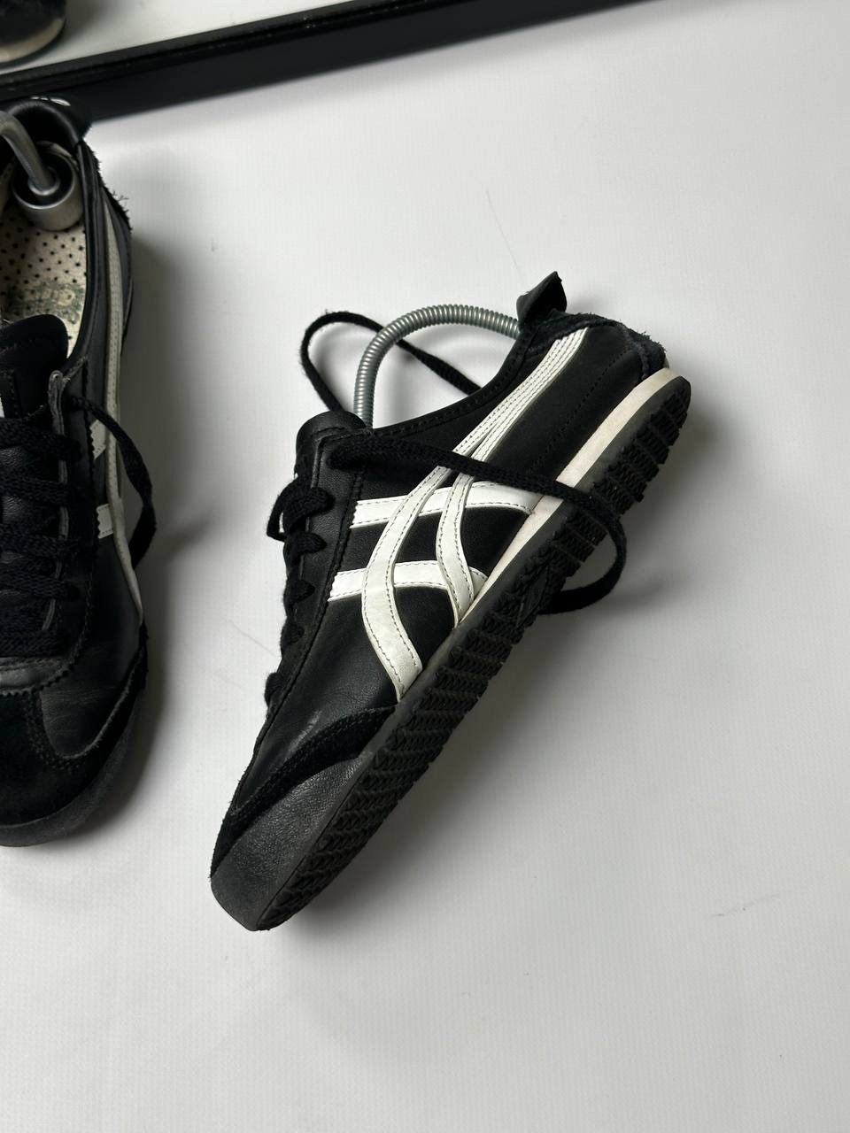 Asics 🔥Vintage Rare ASICS ONITSUKA TIGER Mexico 66 Black Leather Size US 7.5 / IT 37.5 - 6 Thumbnail