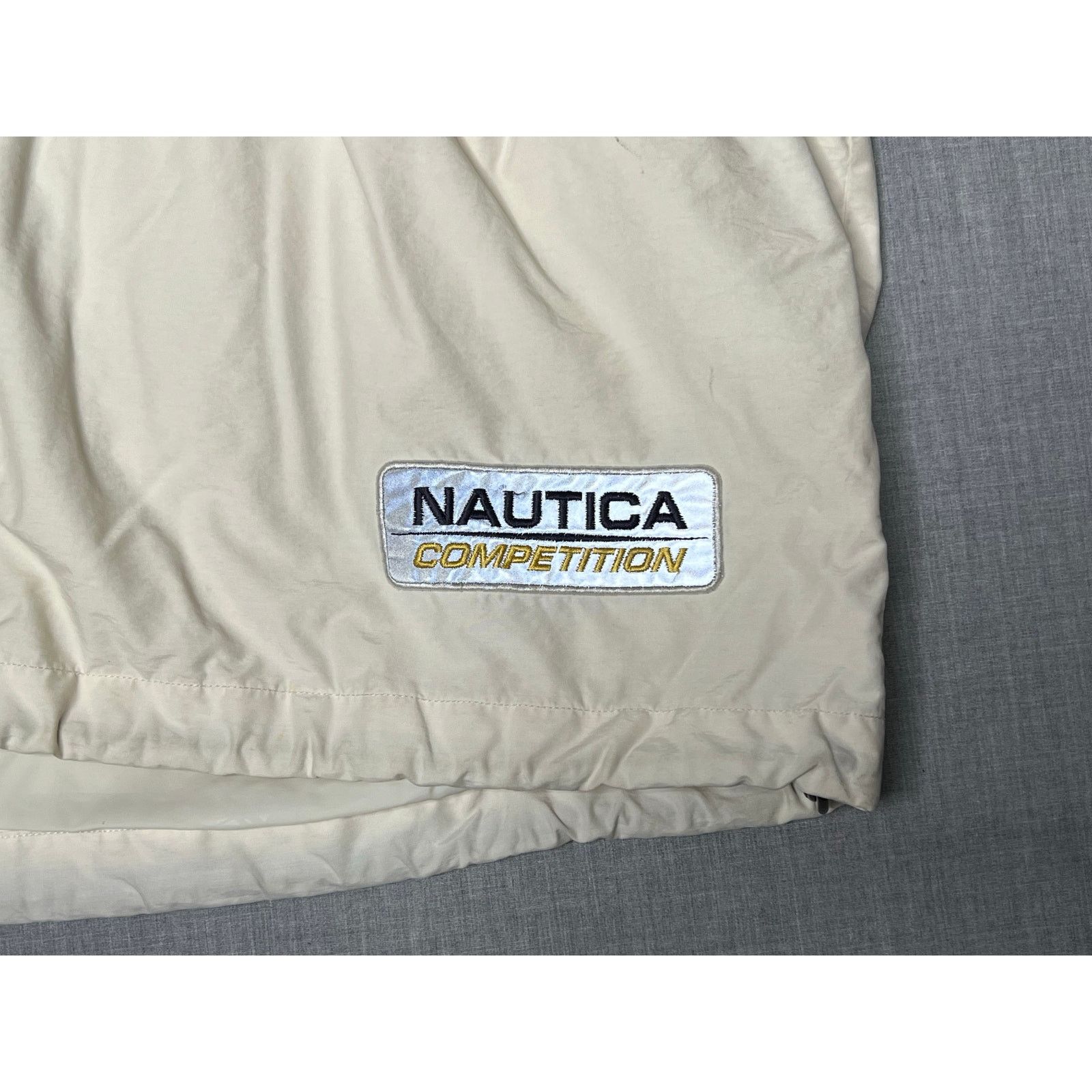 Nautica Vintage Nautica Competition Foldaway Hood Windbreaker XL Size US XL / EU 56 / 4 - 5 Thumbnail