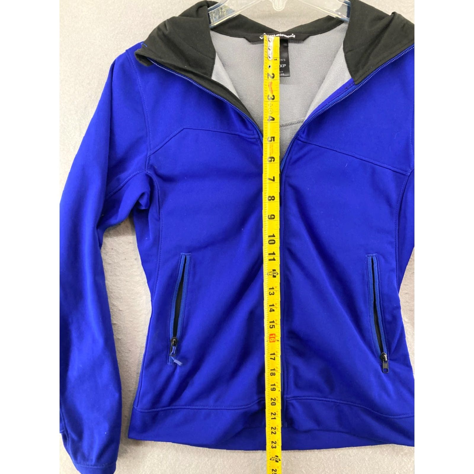 Black Diamond Black Diamond Jacket Womens XS Blue Full Zip Hooded Fitted Outdoor Hiking Outdoor Jacket Womens XS Blue Hooded Softshell Travel Casual Gift idea? Size XS / US 0-2 / IT 36-38 - 3 Thumbnail