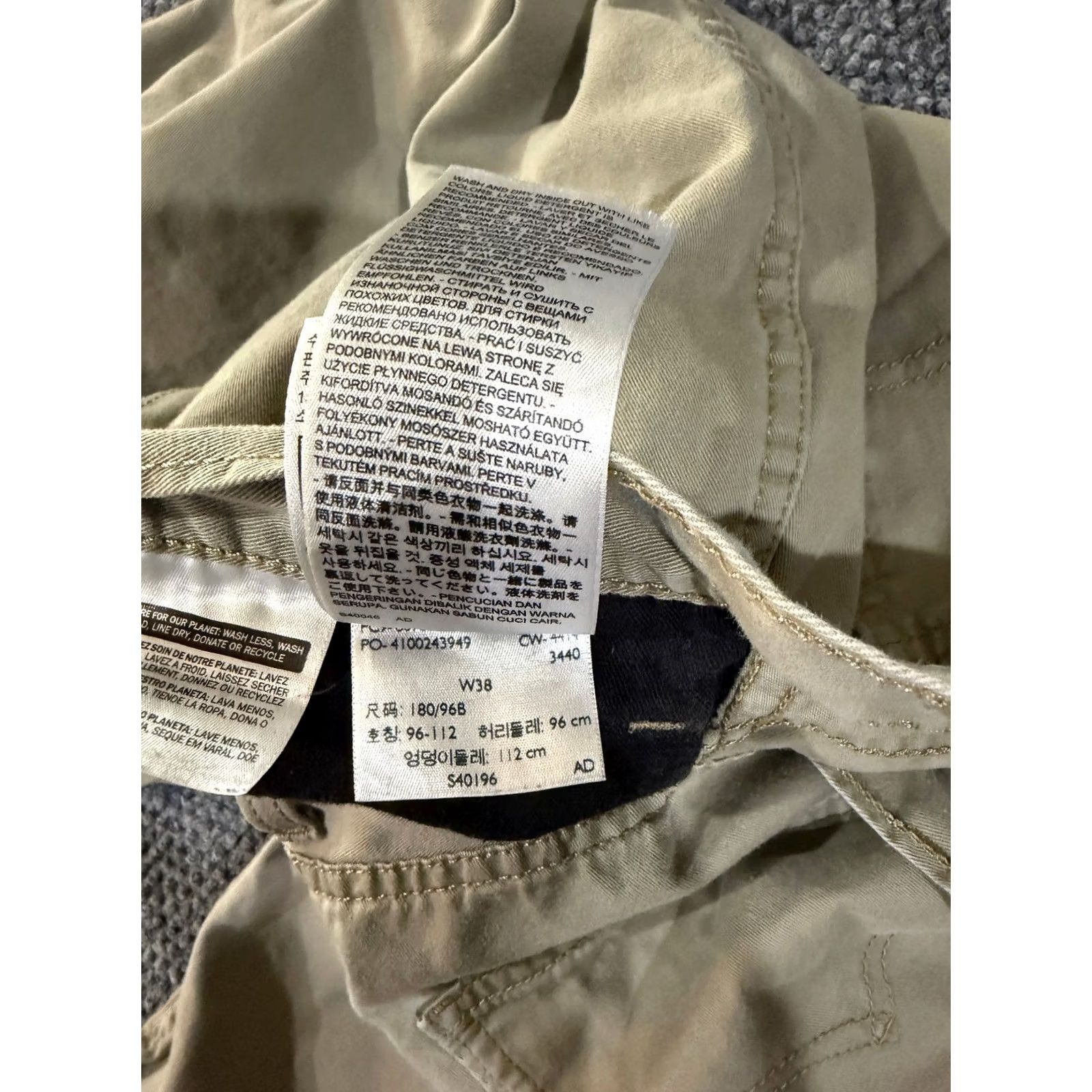 Levi's Levi's 569 Shorts Mens 38 Beige Medium Wash Denim Pocket 5-Pocket Regular Chino Odd Blemishes Front Back Vintage No Size US 38 / EU 54 - 4 Thumbnail