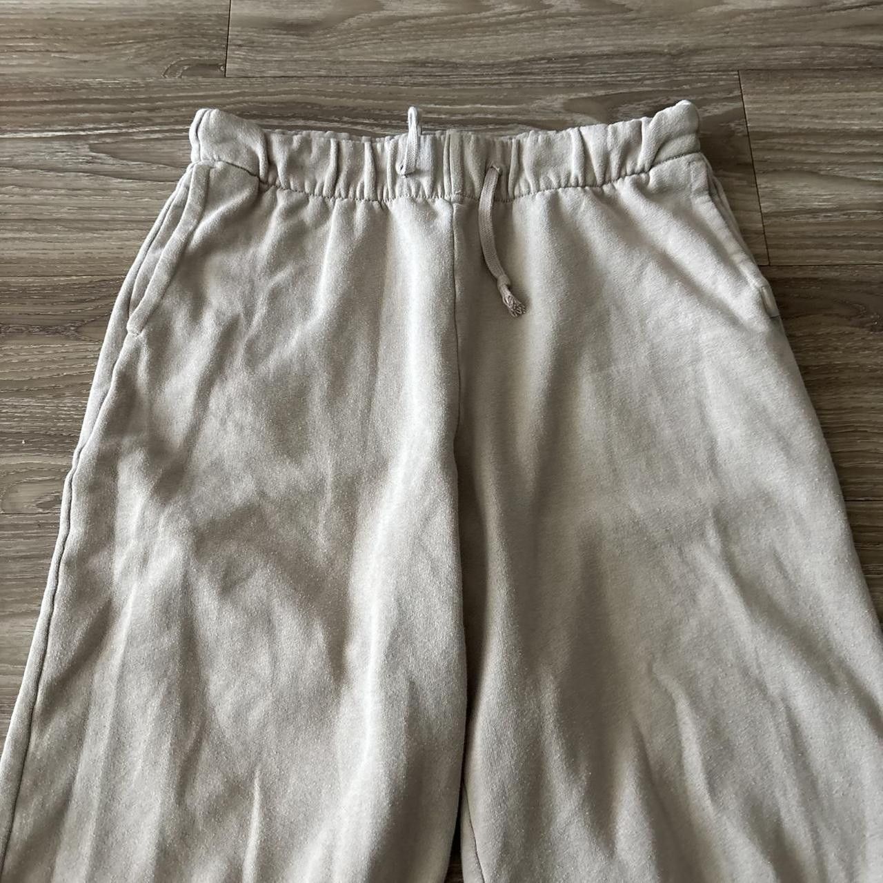 Japanese Brand Crazy Vintage Y2K/2000s Baggy Beige Wide Leg Skater Essential Sweatpants! Size M Size US 32 / EU 48 - 4 Thumbnail
