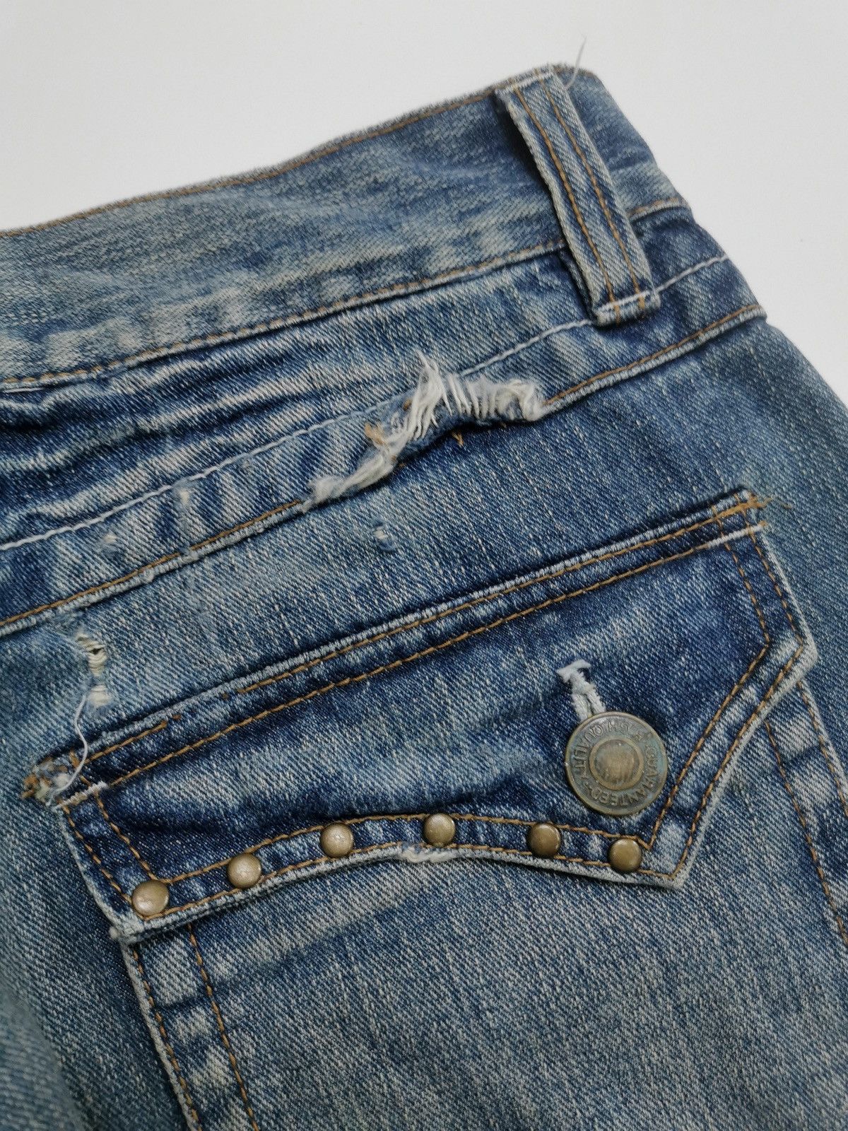Japanese Brand Unbrand Bootcut Twist Seam Denim Jeans Size US 32 / EU 48 - 8 Thumbnail