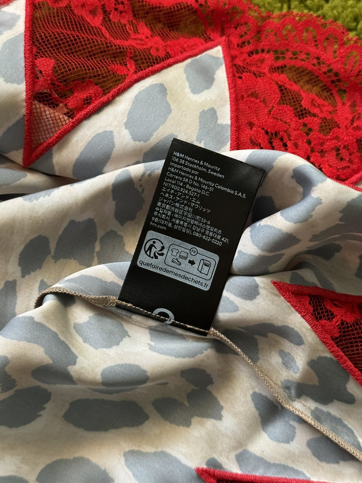 Designer × Paco Rabanne Paco Rabanne x H&M leopard pattern NWT dress Size XXS / US 00 / IT 34 - 10 Thumbnail